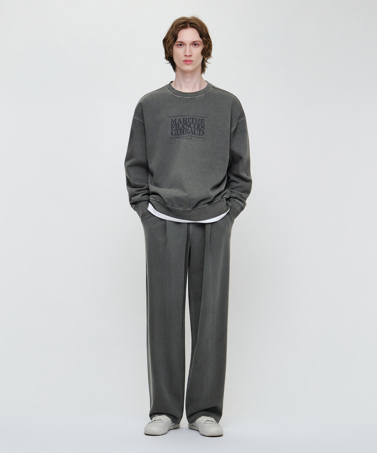 CRACK CLASSIC LOGO DYEING ONE TUCK WIDE SWEAT PANTS