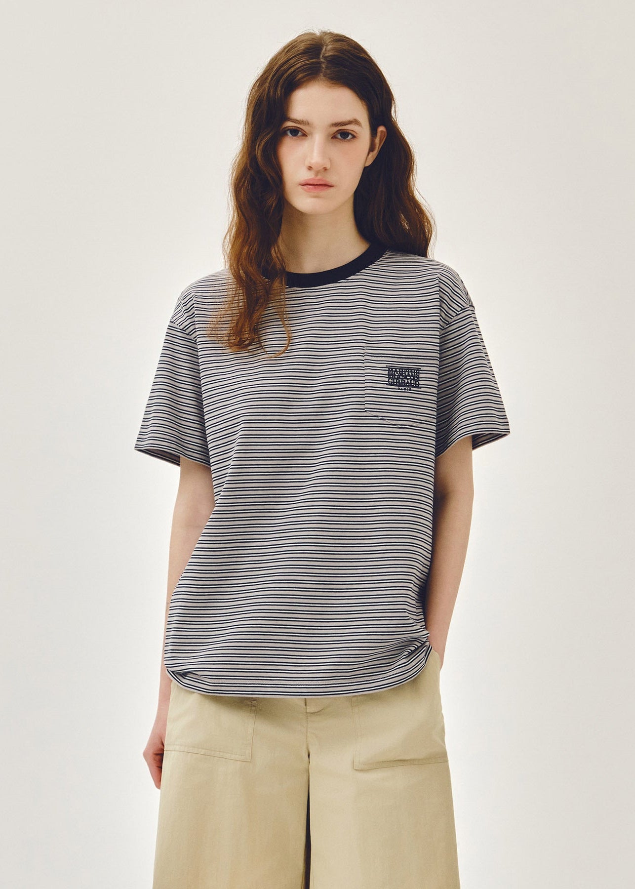 SMALL CLASSIC LOGO STRIPE RINGER TEE