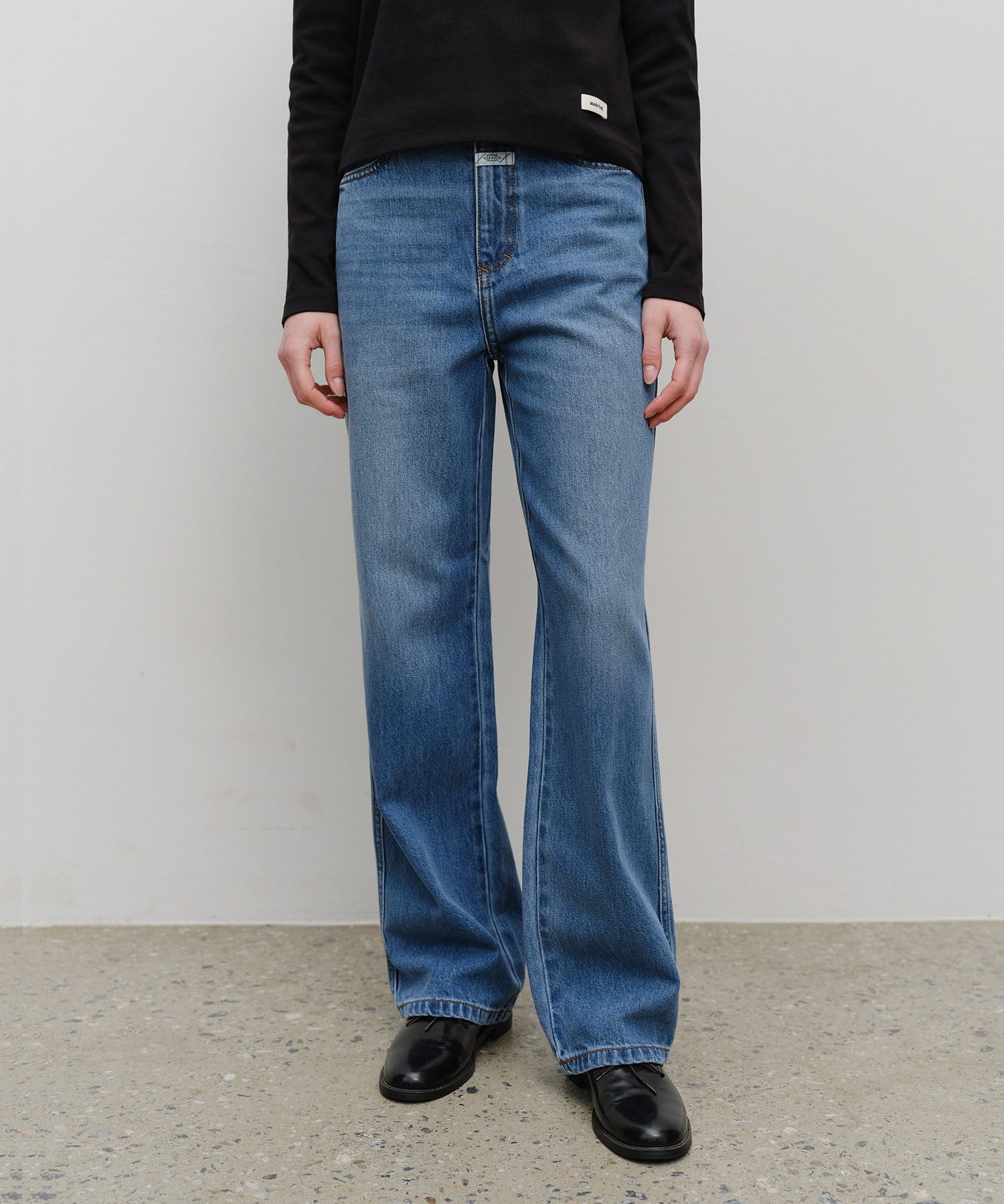 W HIGH STRAIGHT DENIM PANTS