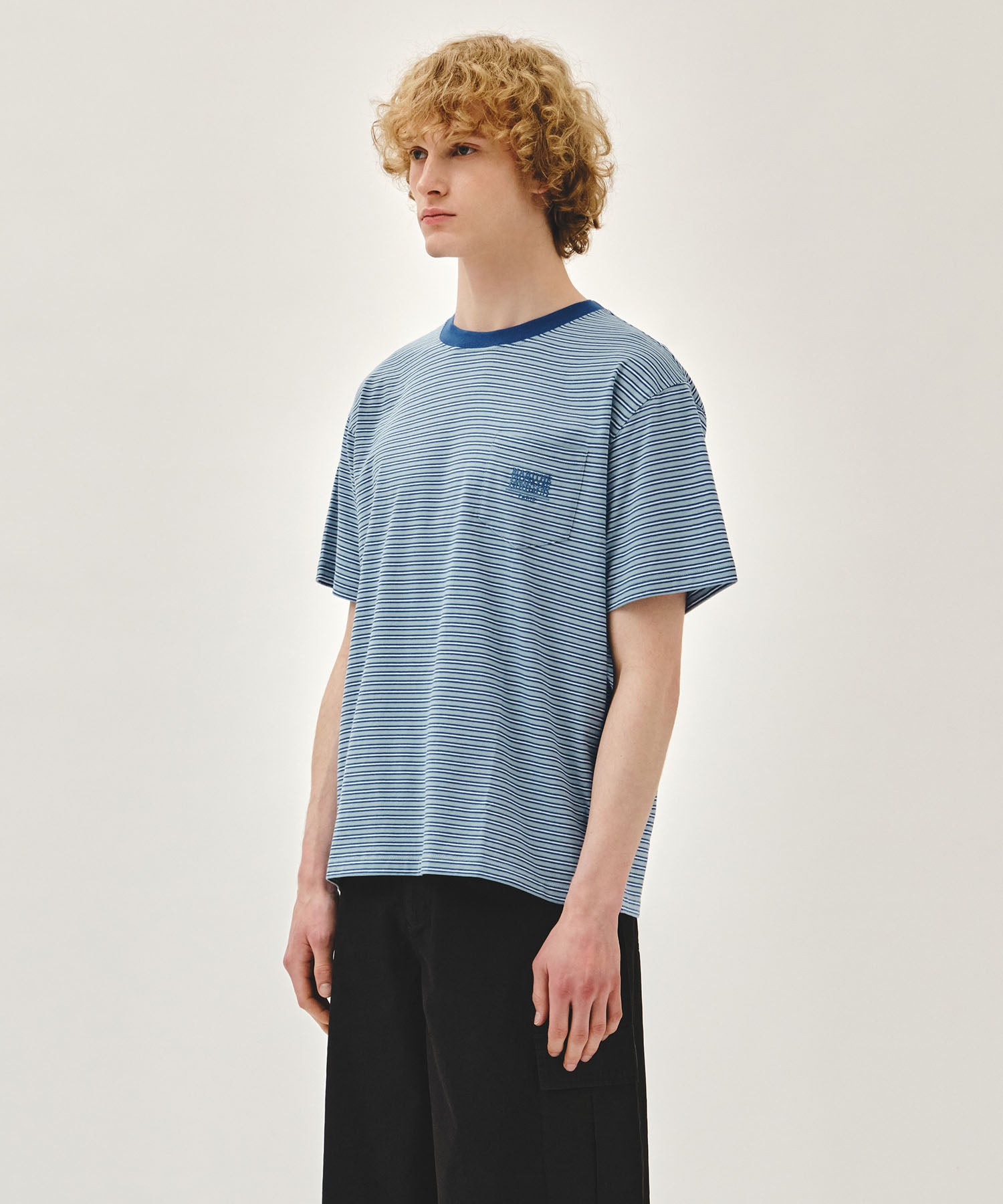 SMALL CLASSIC LOGO STRIPE RINGER TEE