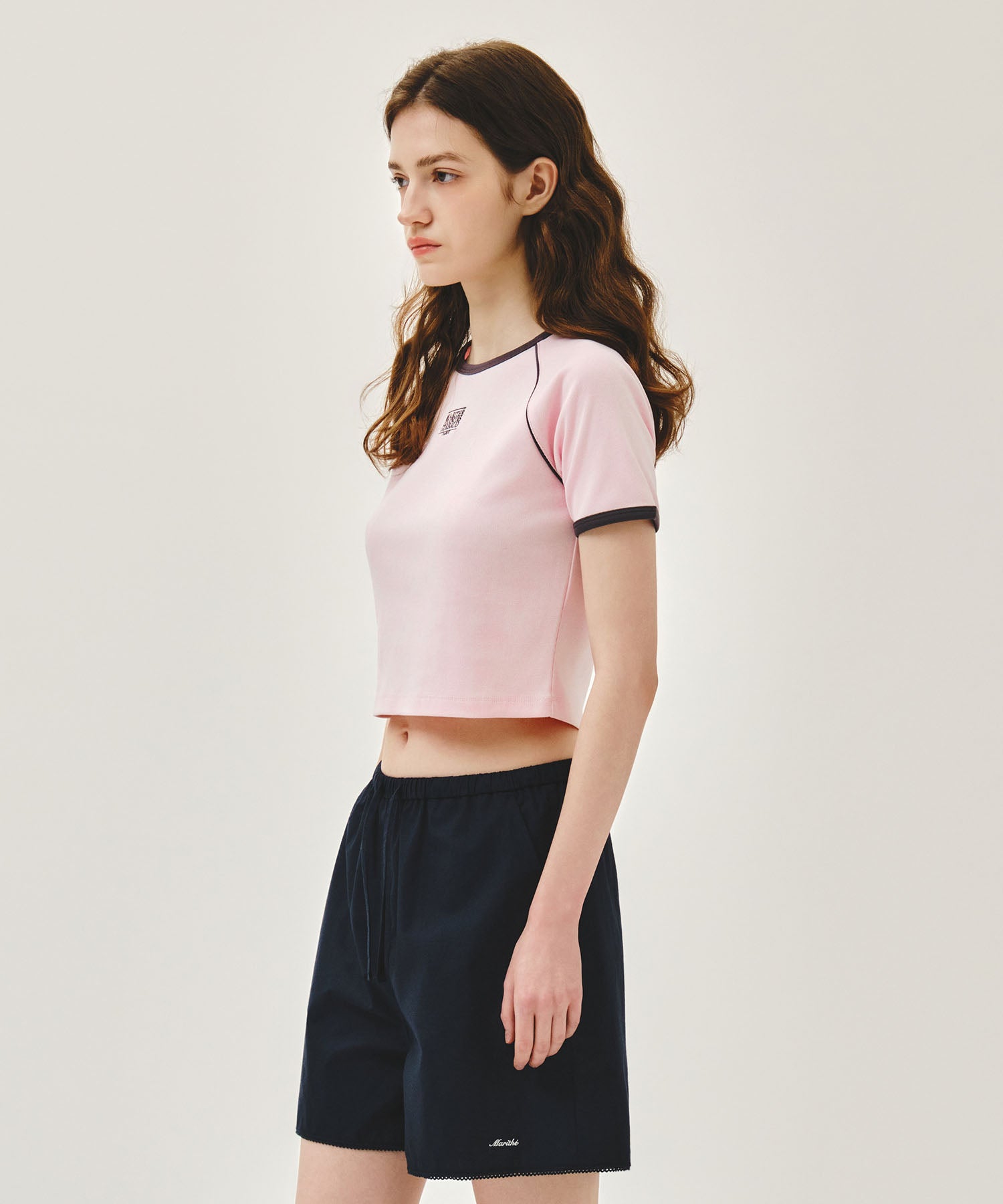 W AEROCOOL SMALL CLASSIC LOGO SLIM RINGER TEE