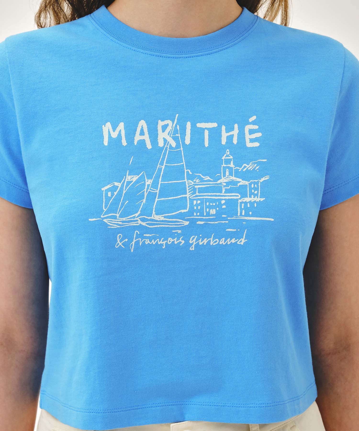 W FRENCH GRAPHIC CROP TEE