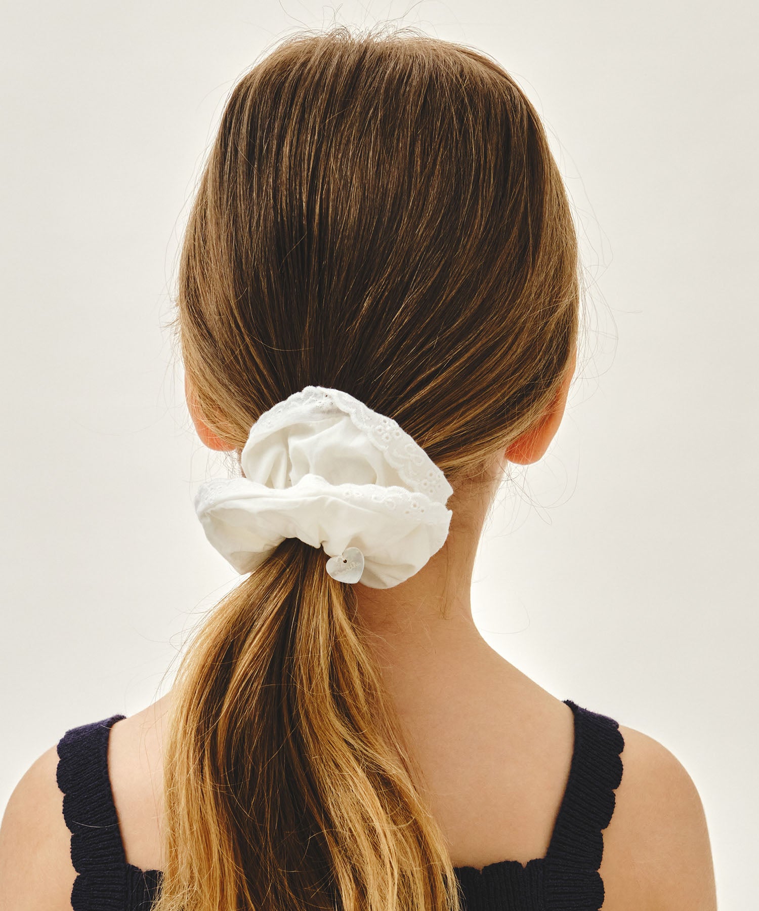 KIDS W LACE HAIR SCRUNCHIE