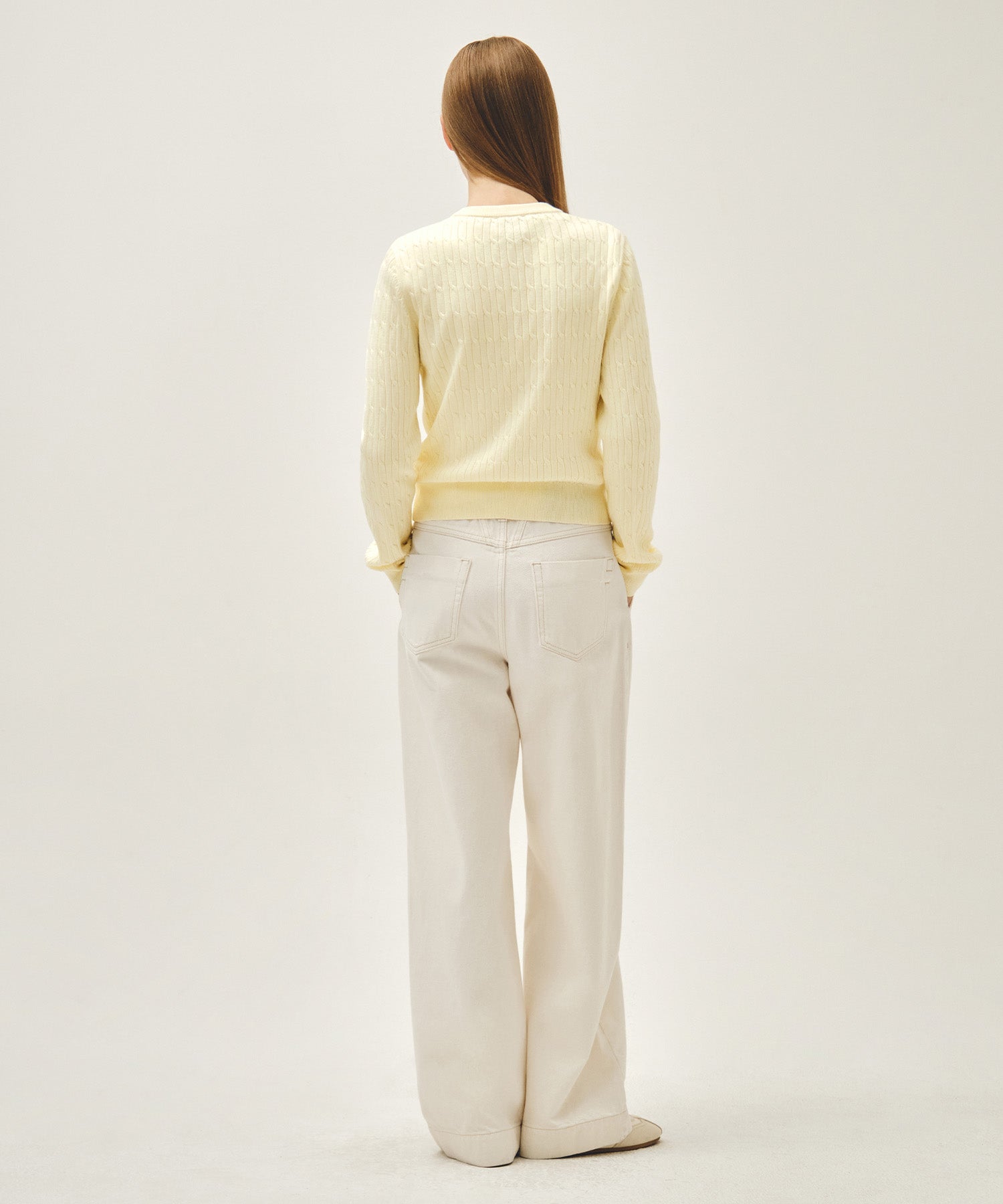 W LOW-WAIST TUCK WIDE DENIM PANTS