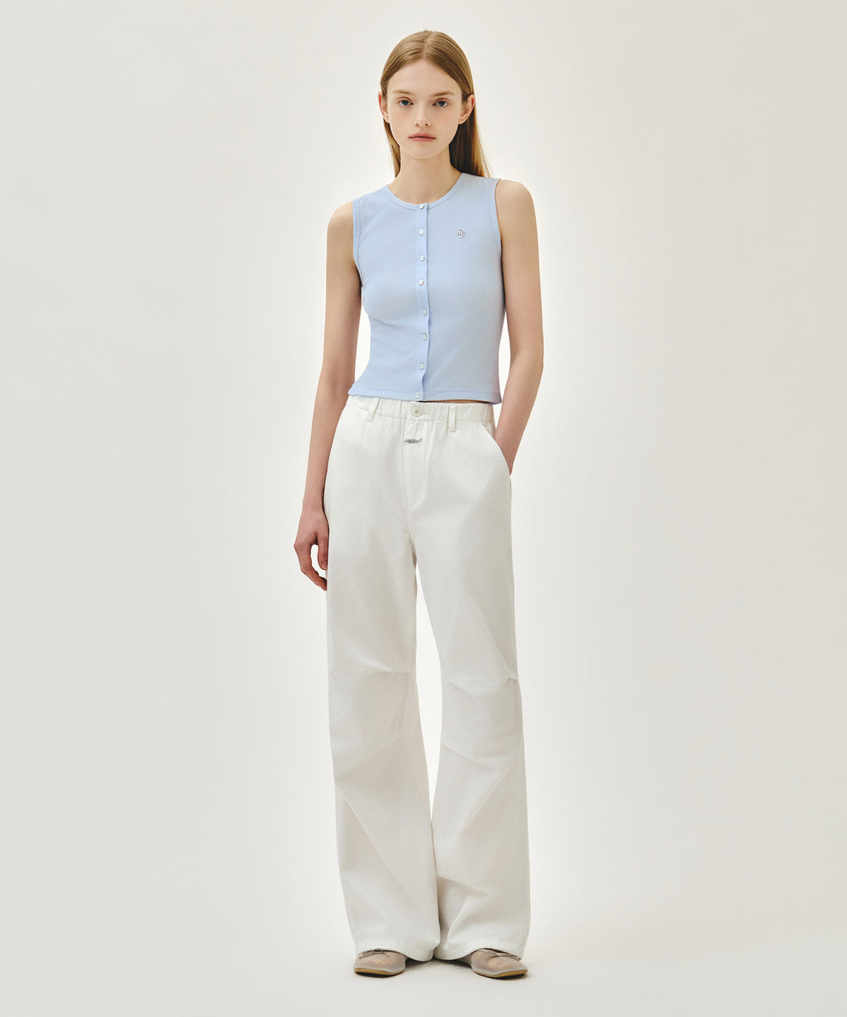 W BUTTON UP SLEEVELESS