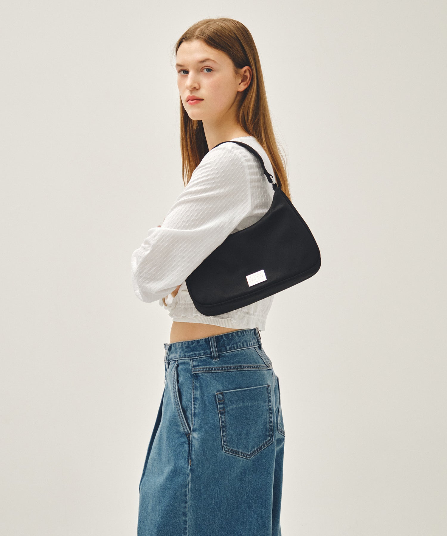 CLASSIC LOGO HOBO BAG