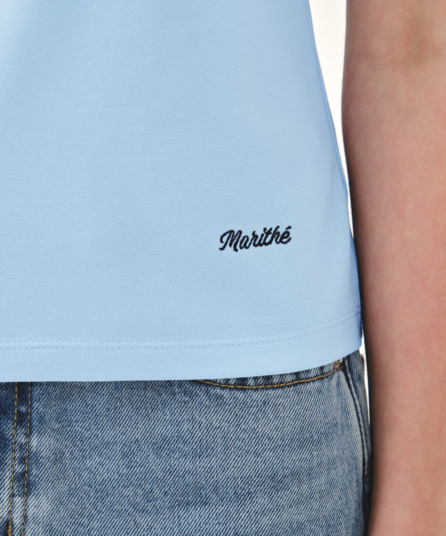 W SMALL CLASSIC LOGO ONE SHOULDER LAYERED TEE