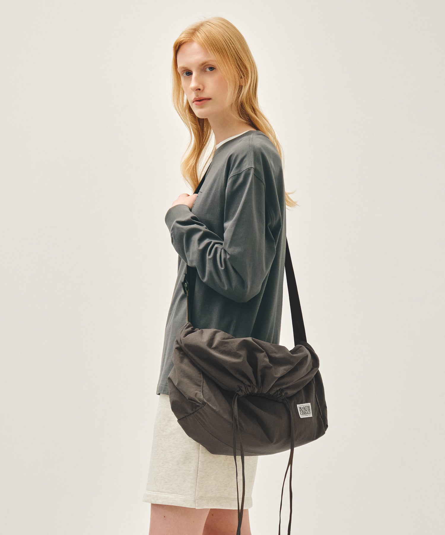 CLASSIC LOGO STRING NYLON CROSS BAG