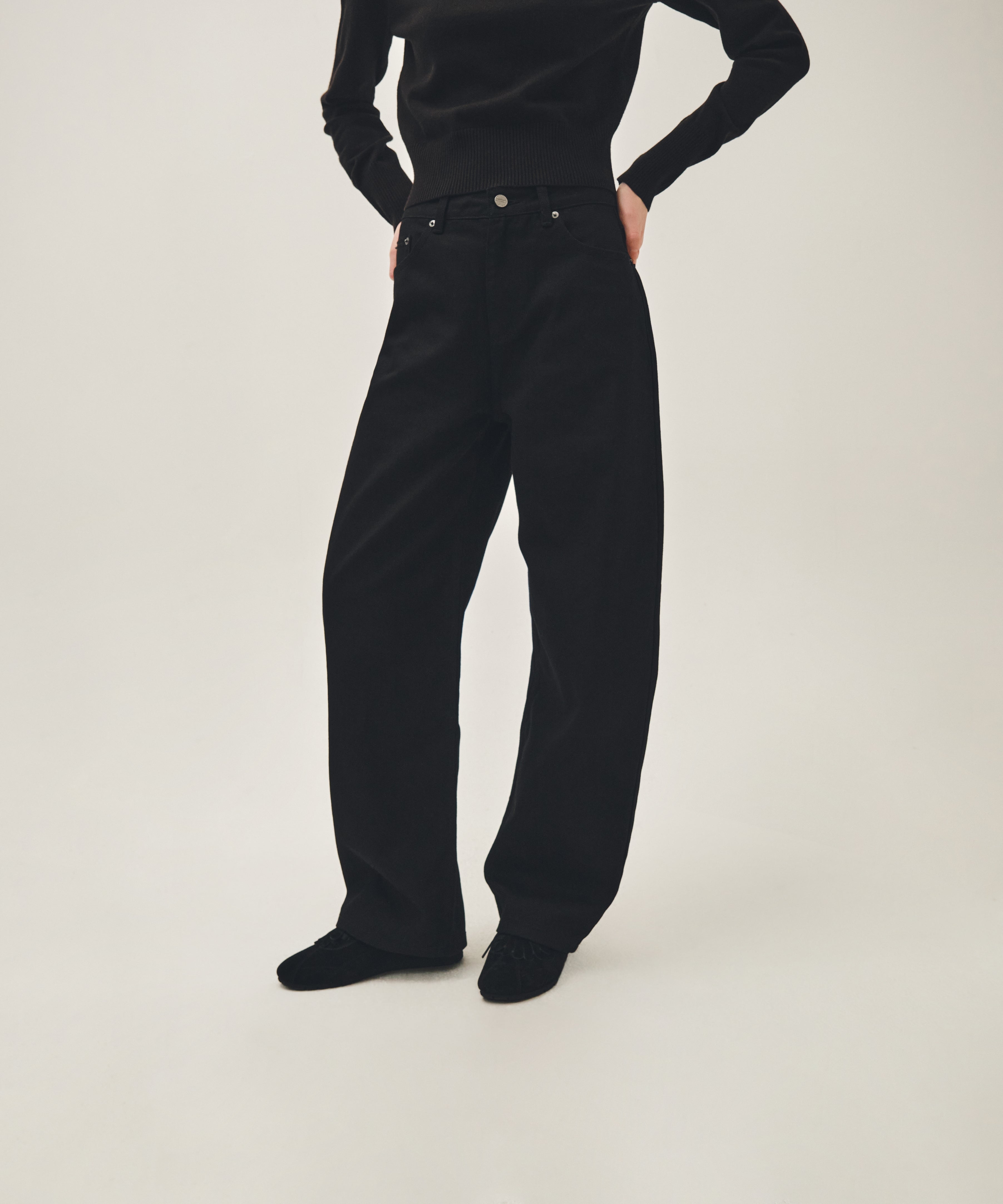 W CURVED DENIM PANTS