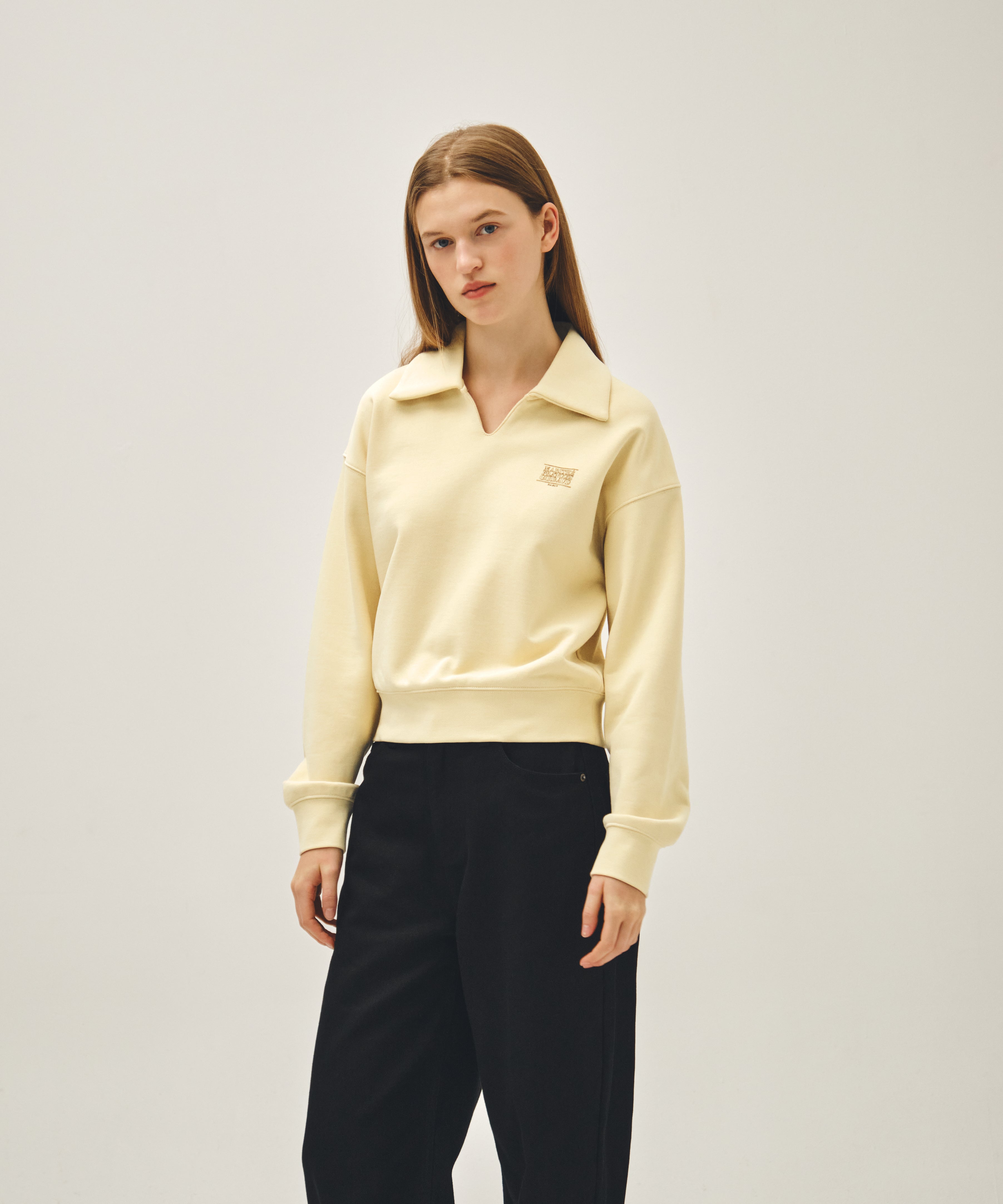 W DOODLE CLASSIC LOGO COLLAR SWEATSHIRT
