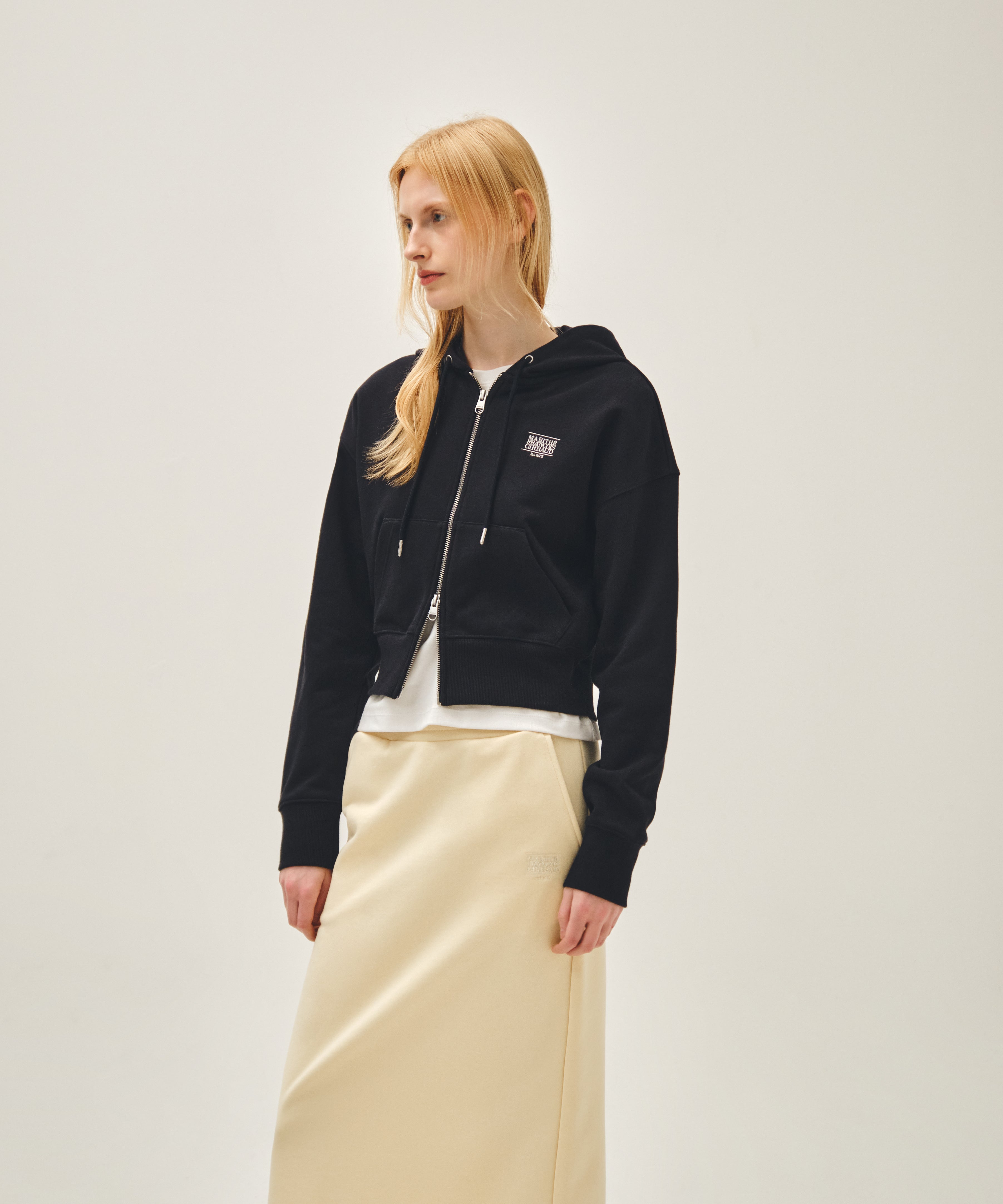 W BACK CLASSIC LOGO CROP HOODIE ZIPUP