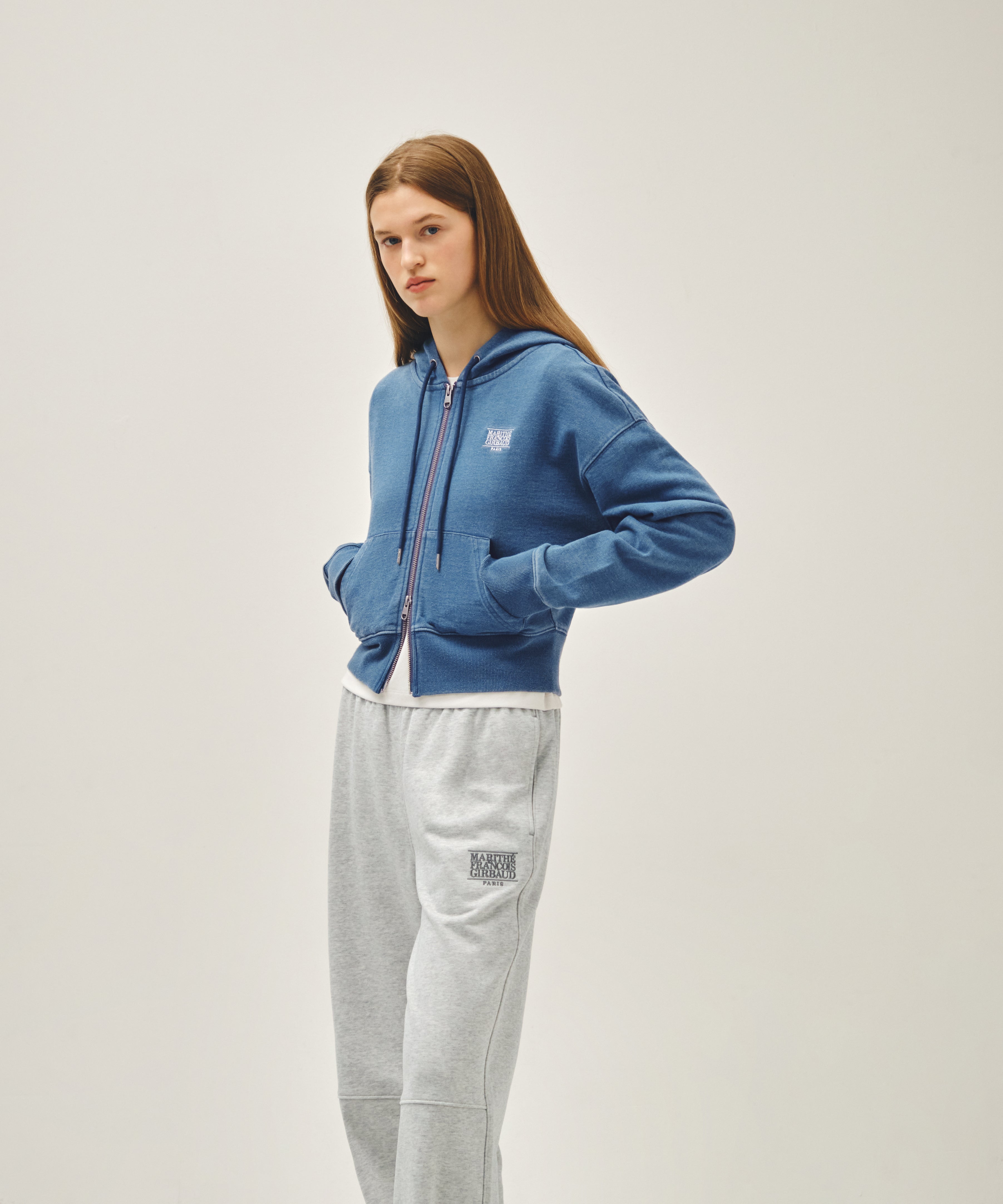 W BACK CLASSIC LOGO CROP HOODIE ZIPUP