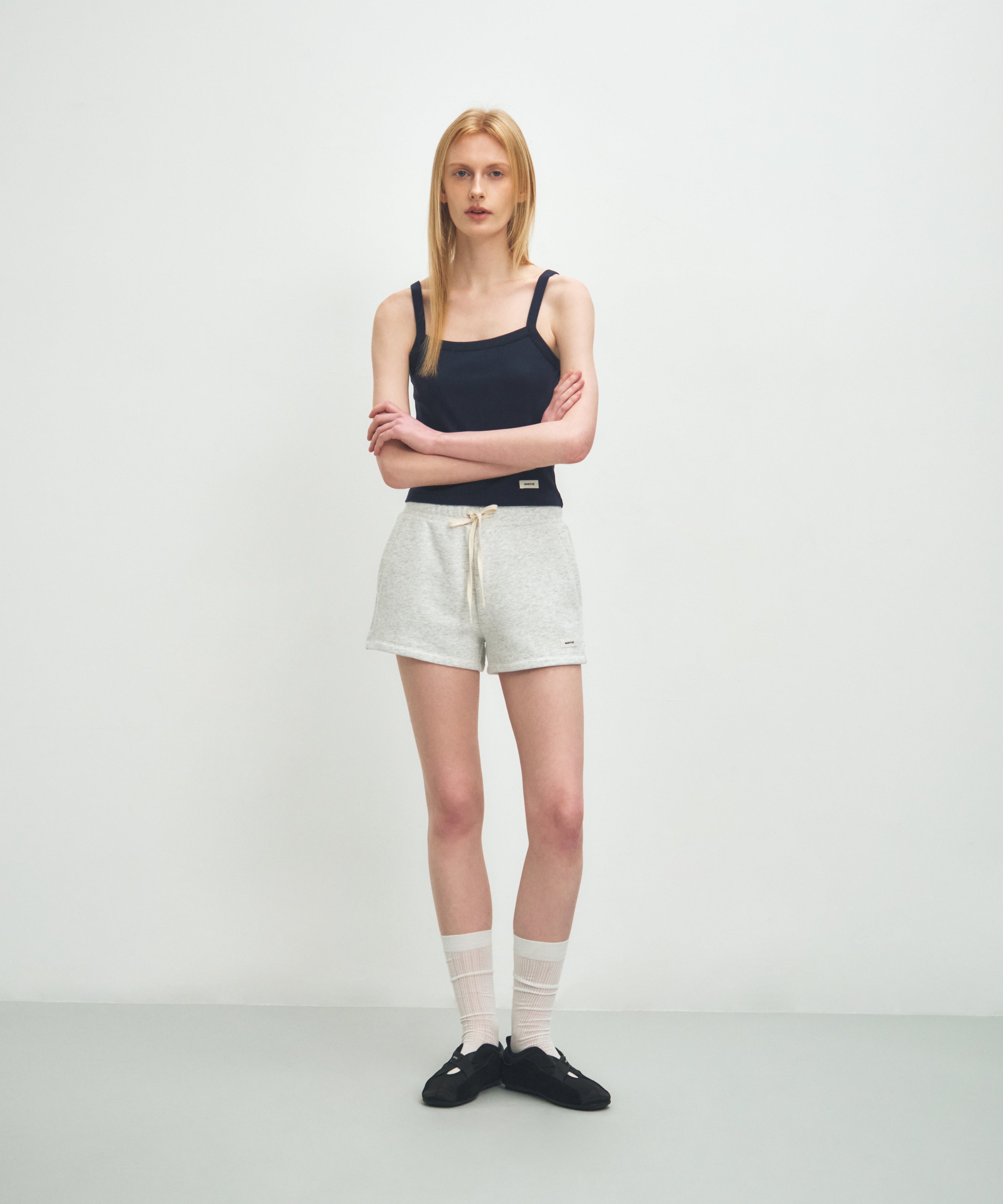 W BASIC STRING CROP SLEEVELESS