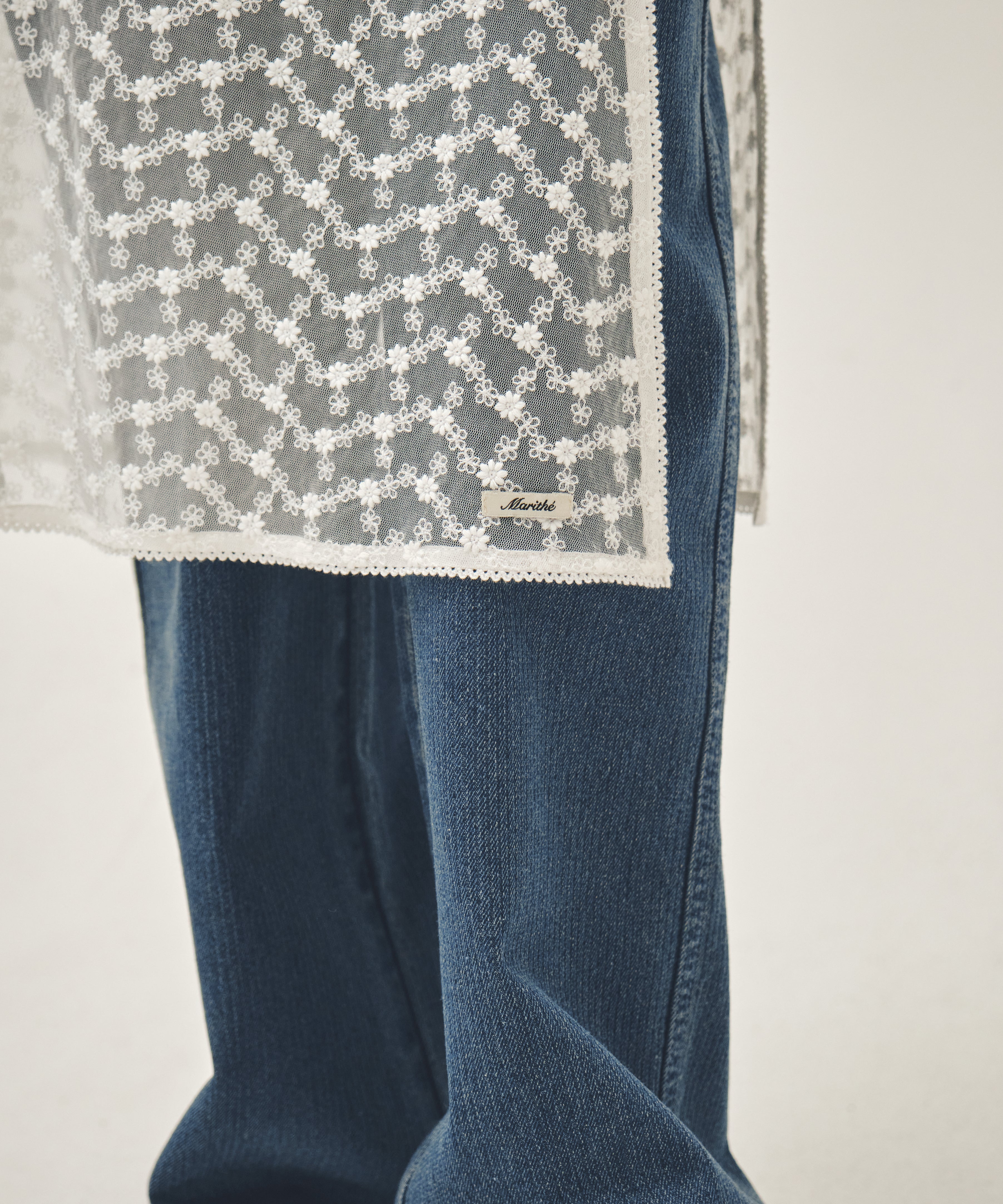 W LACE LAYERED SKIRT