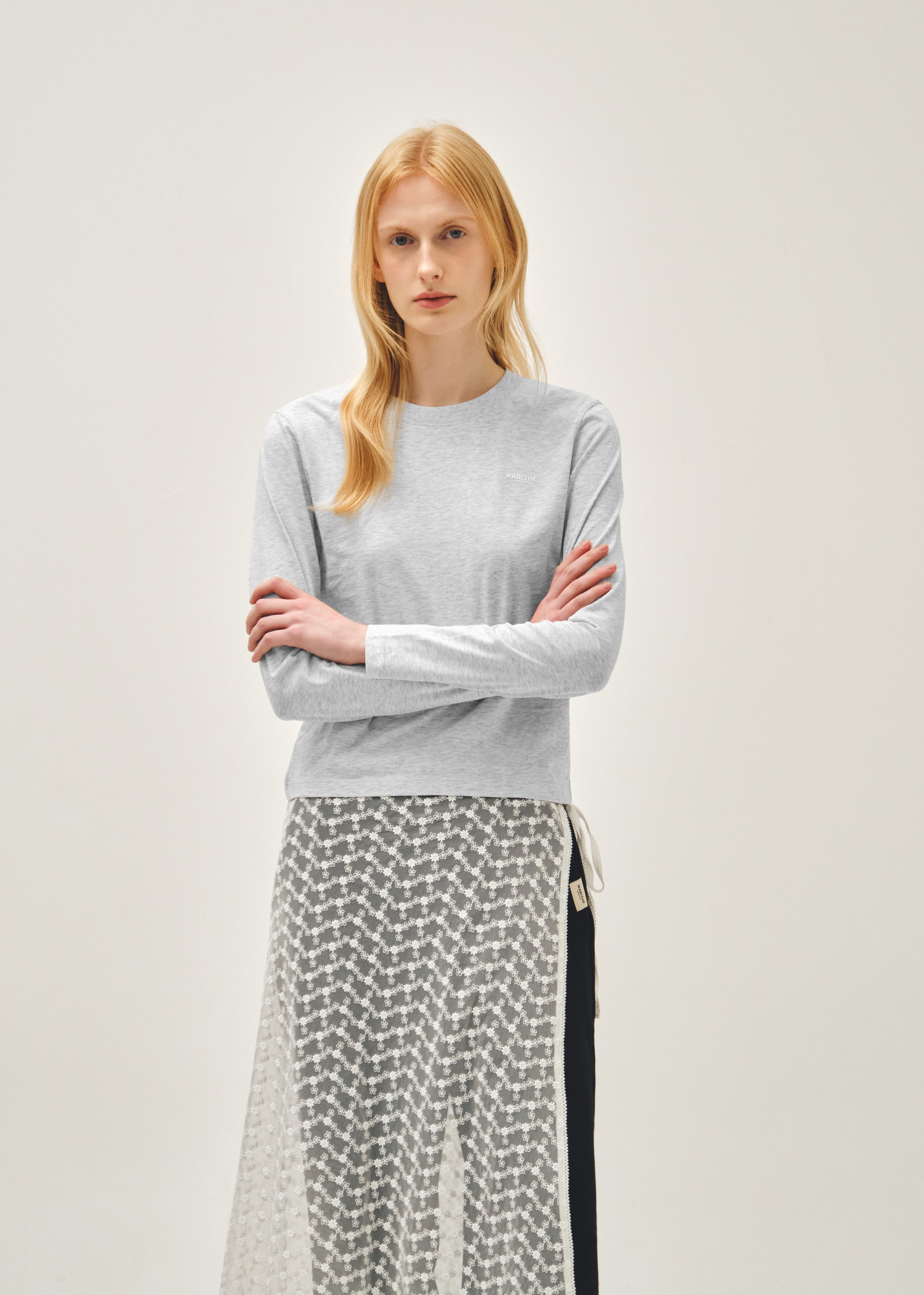 W REGULAR LOGO SLIM LONG SLEEVE TEE