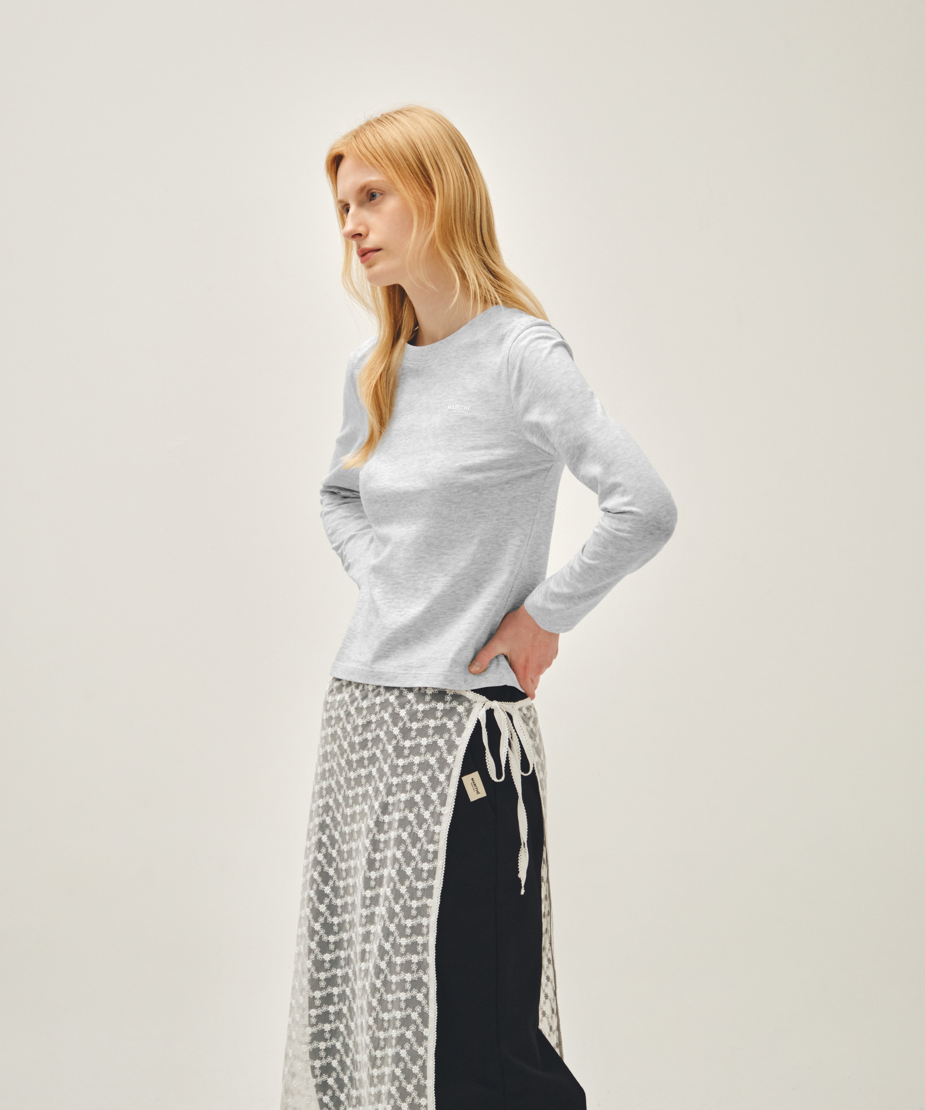 W REGULAR LOGO SLIM LONG SLEEVE TEE