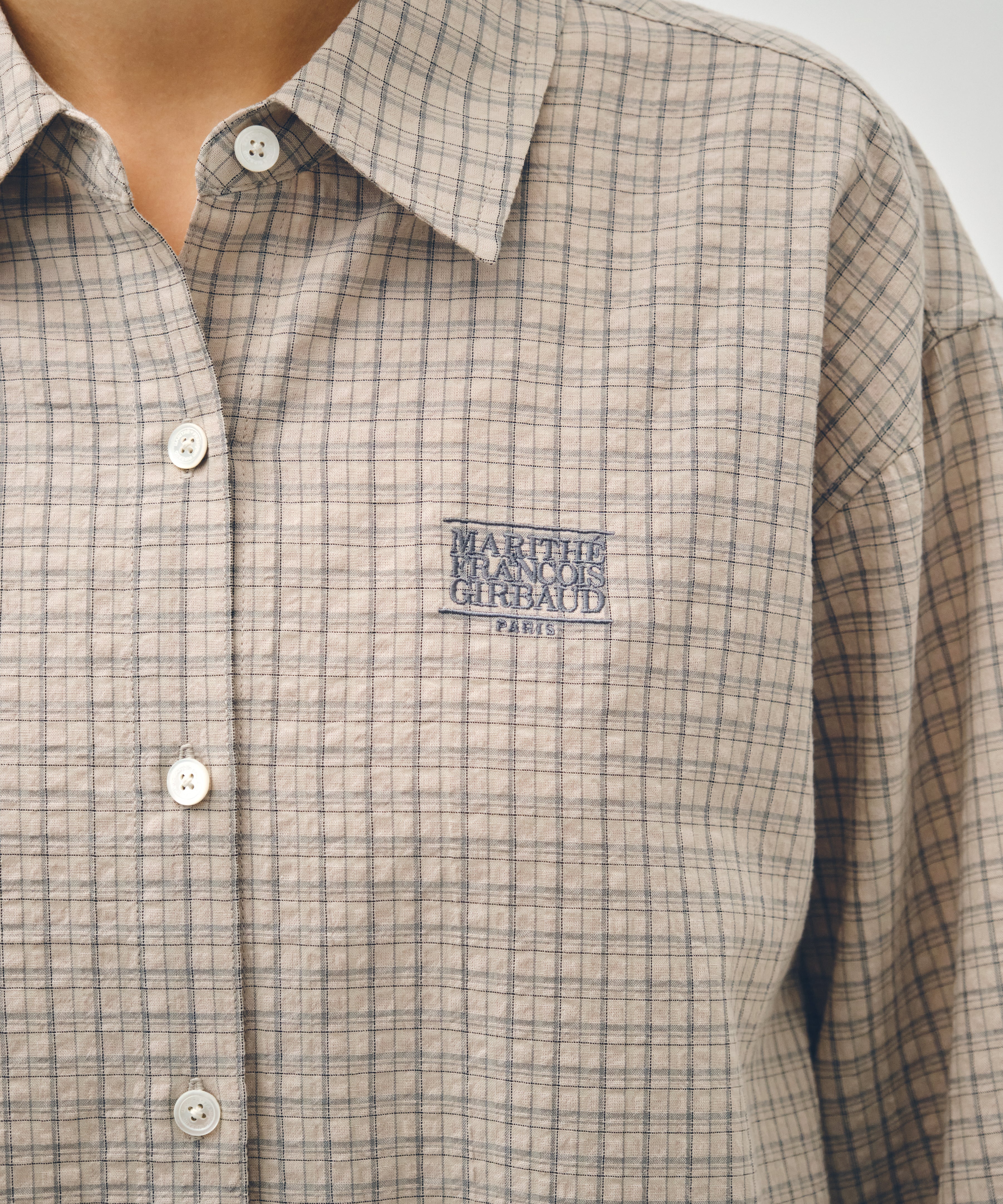 W PATTERN SHEER SHIRT