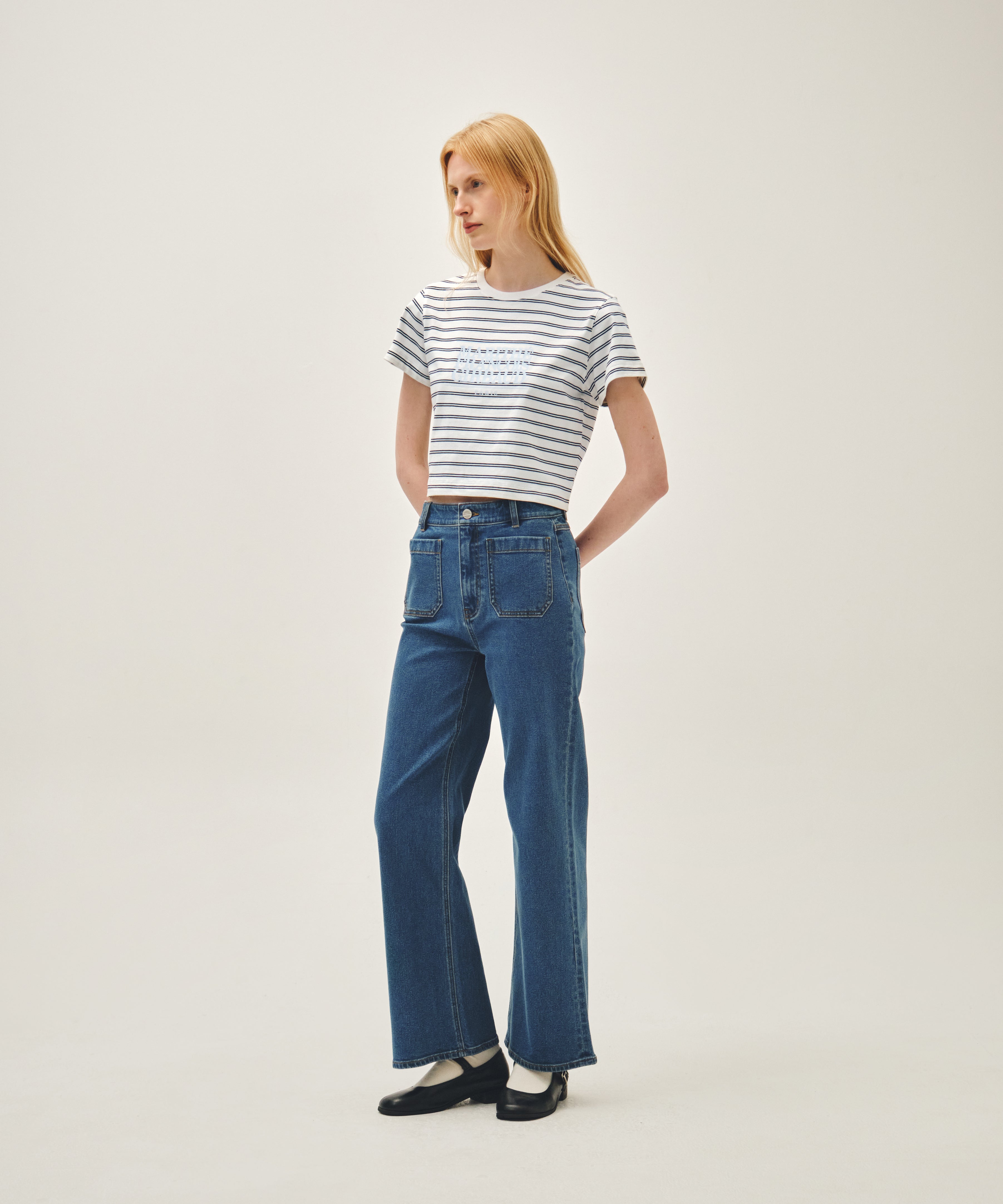 W CLASSIC LOGO CROP TEE