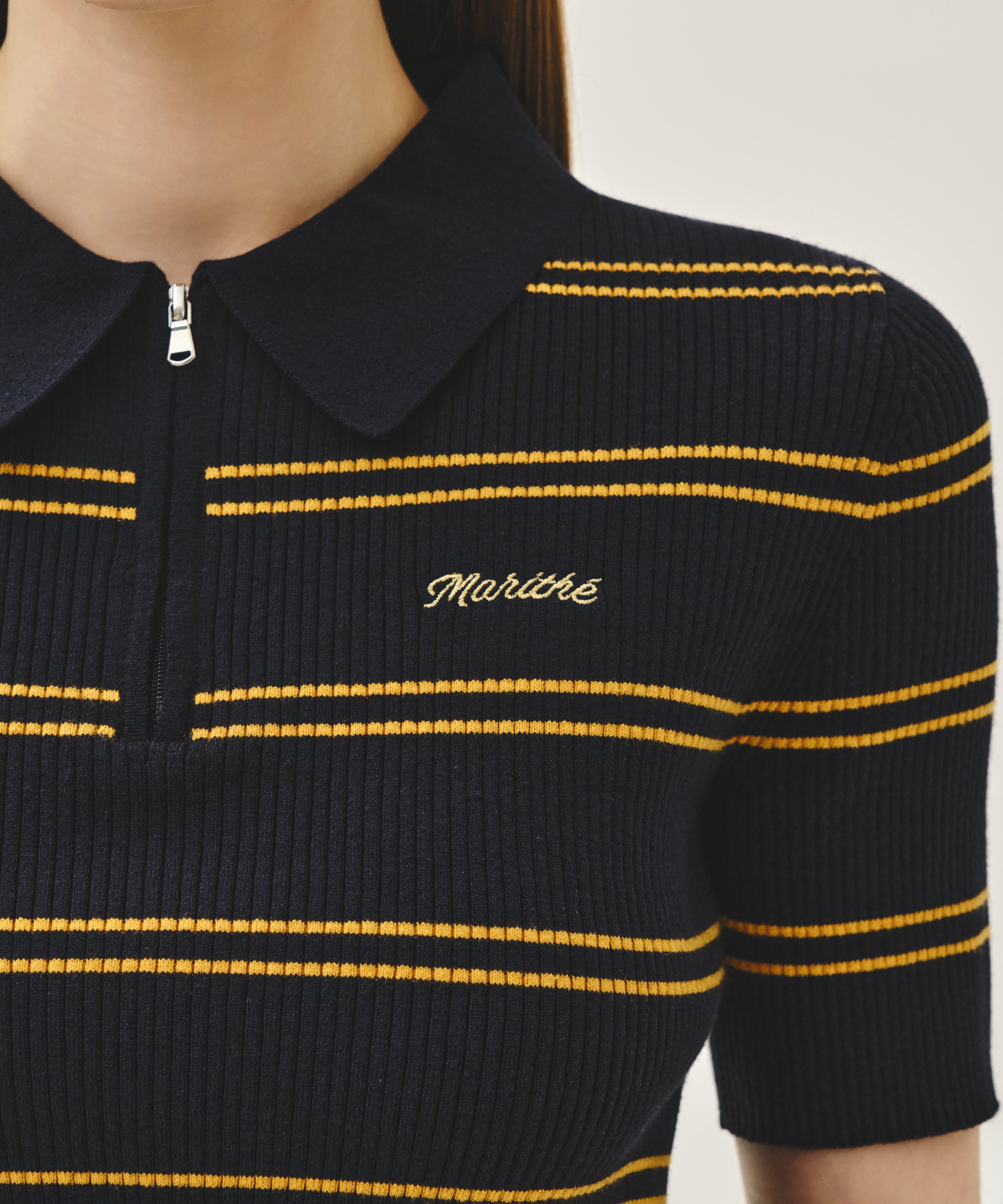 W STRIPE HALF ZIP UP SLIM KNIT