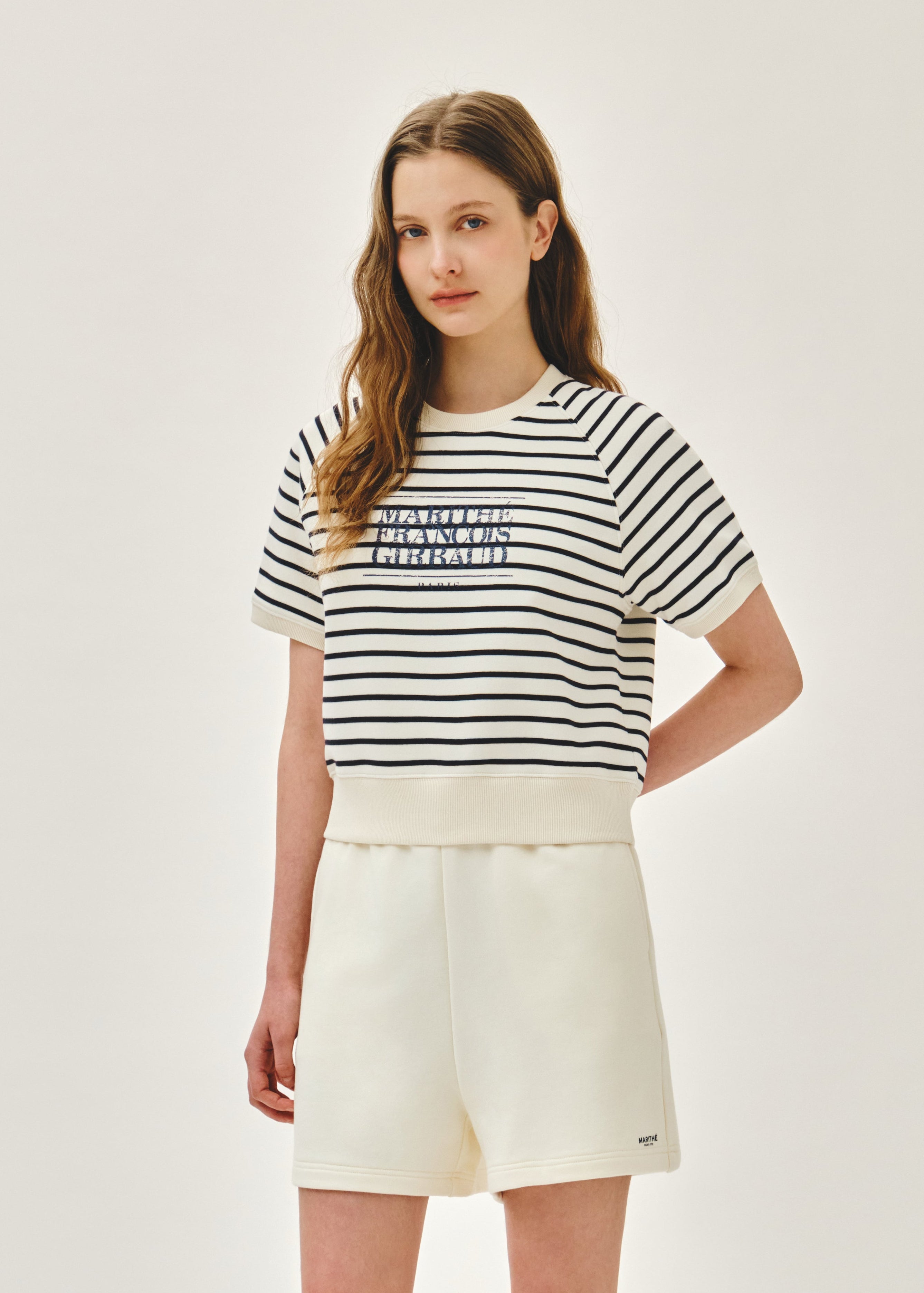 W VINTAGE CLASSIC LOGO HALF SWEATSHIRT