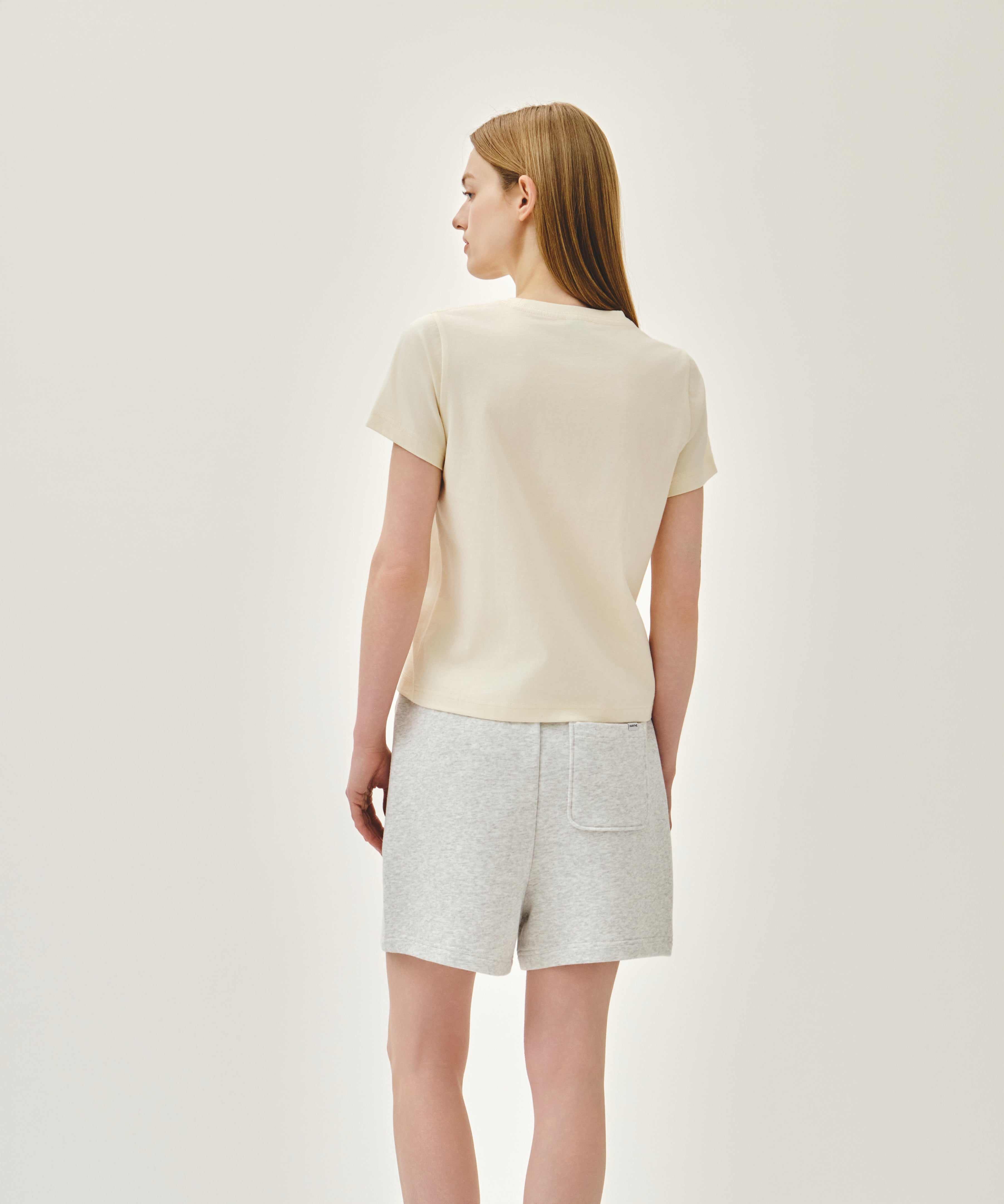 W REGULAR LOGO SWEAT SHORTS