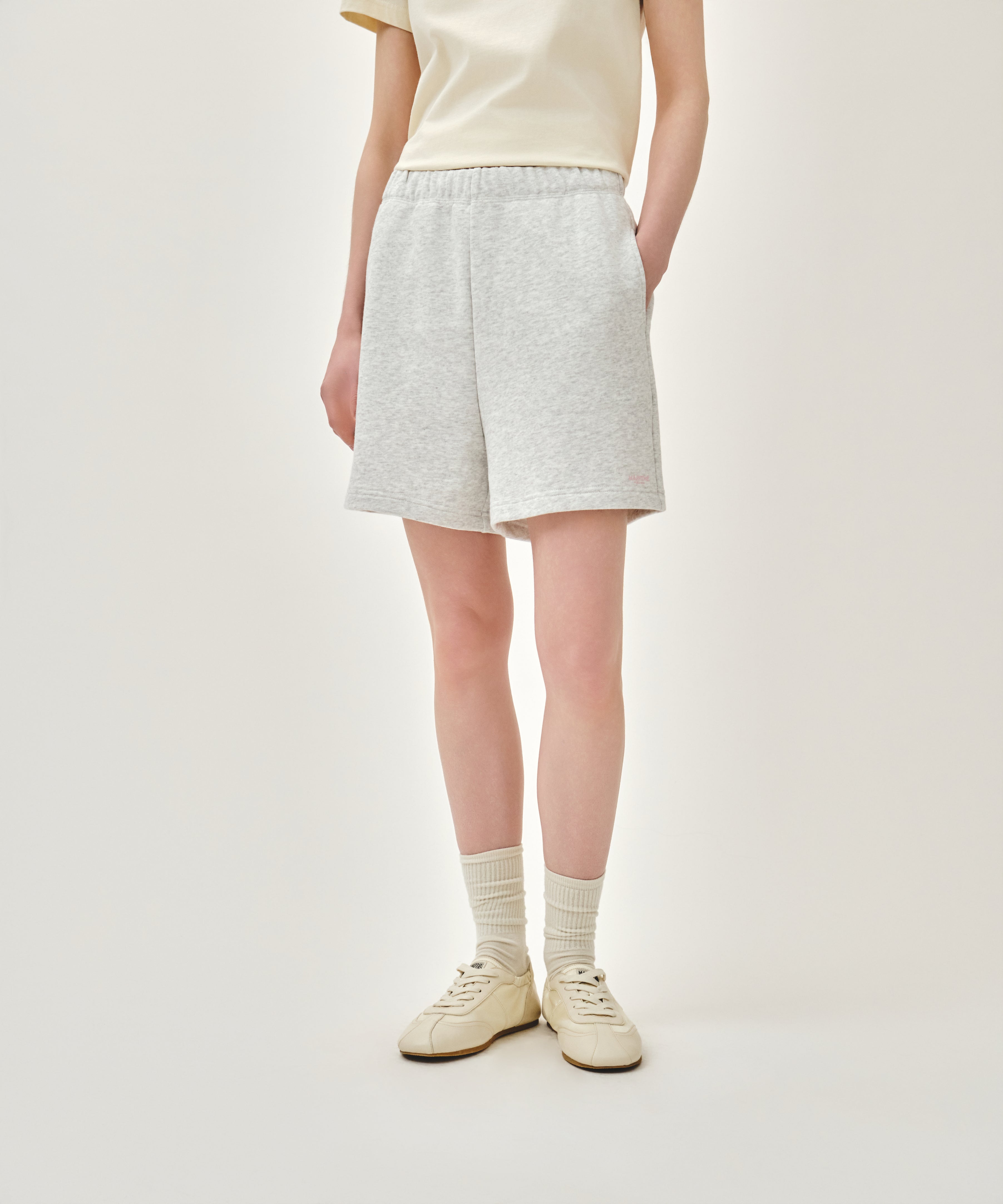 W REGULAR LOGO SWEAT SHORTS