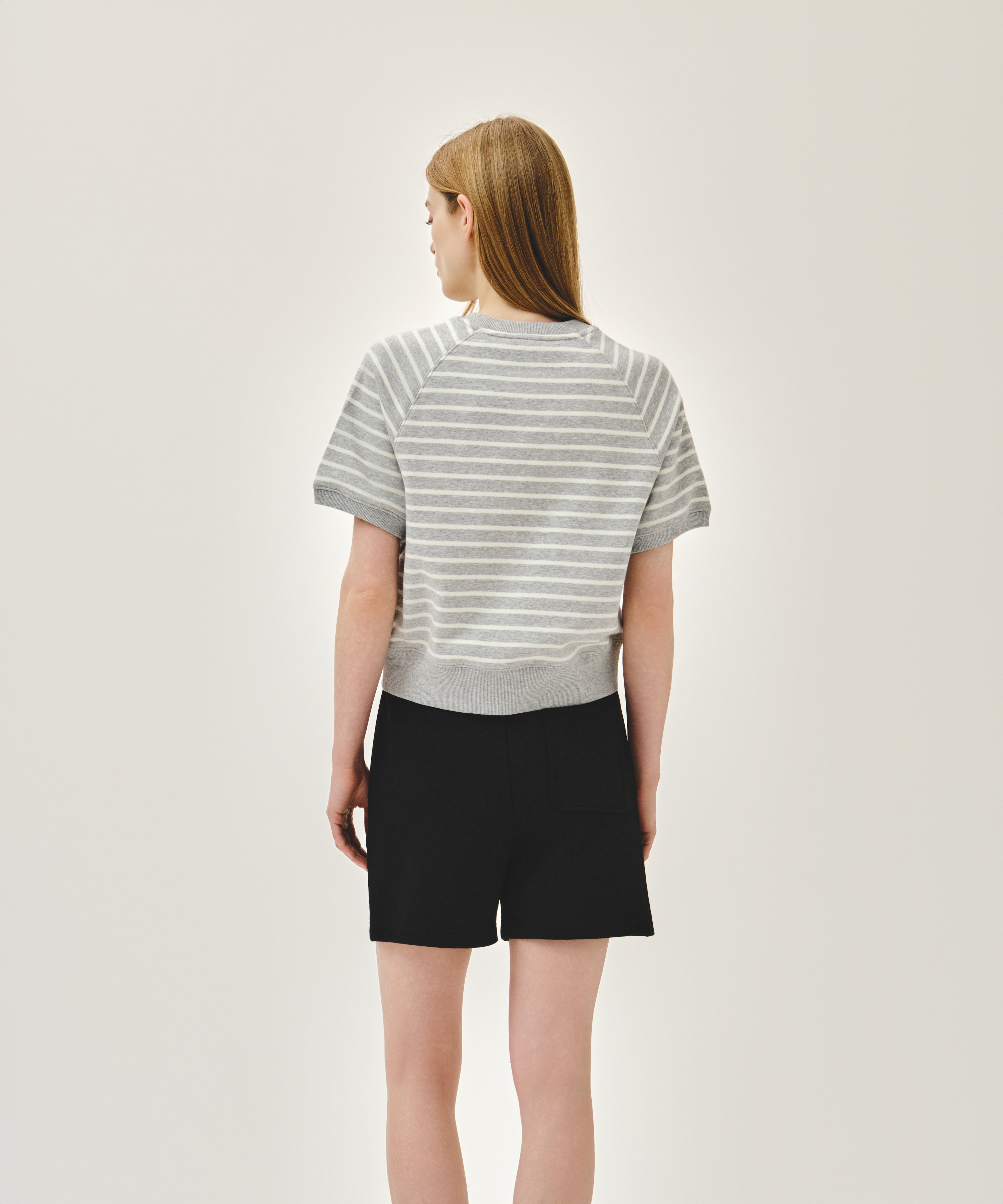 W VINTAGE CLASSIC LOGO SWEAT SHORTS