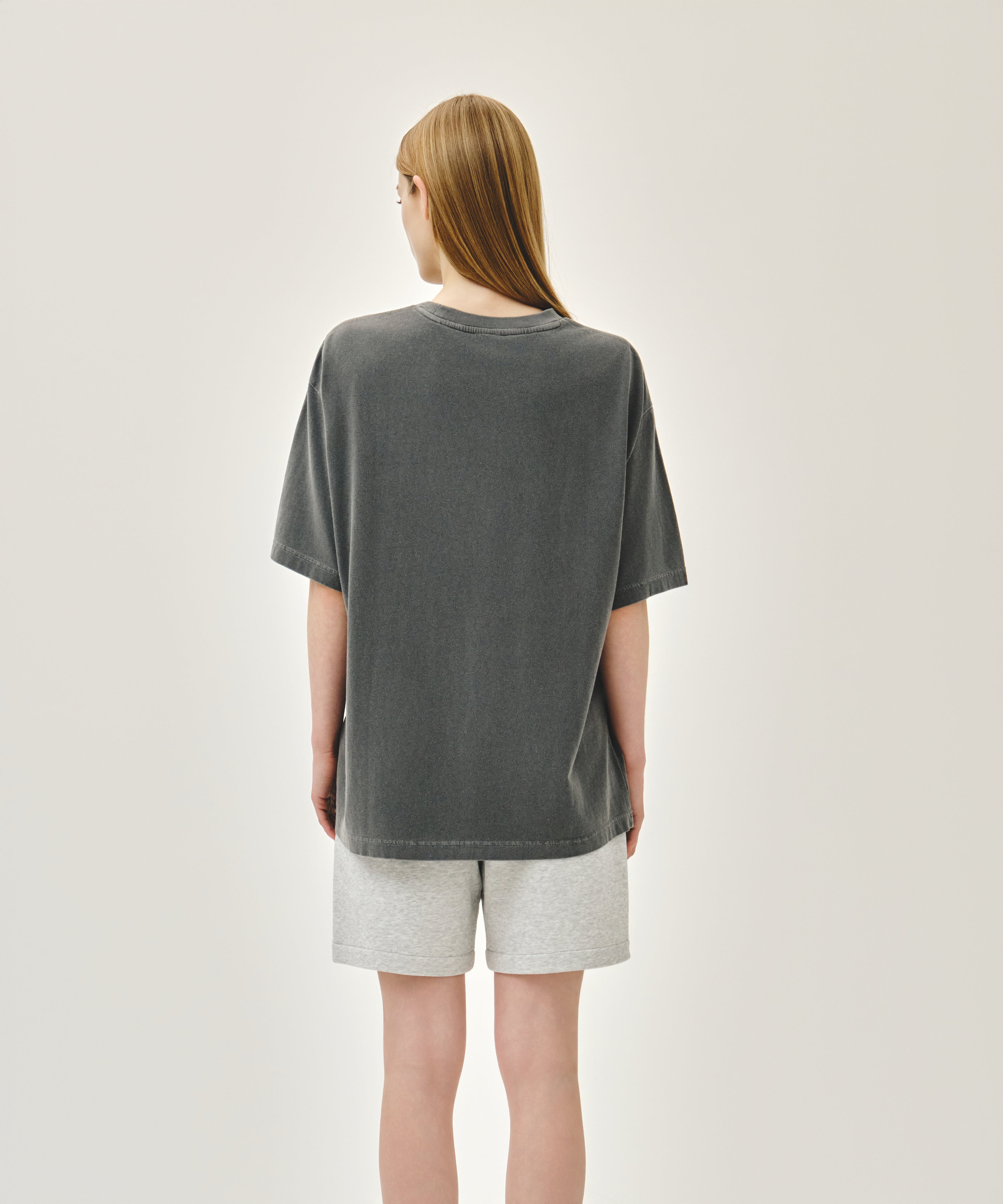OUTLINE CLASSIC LOGO OVERSIZED DYEING TEE