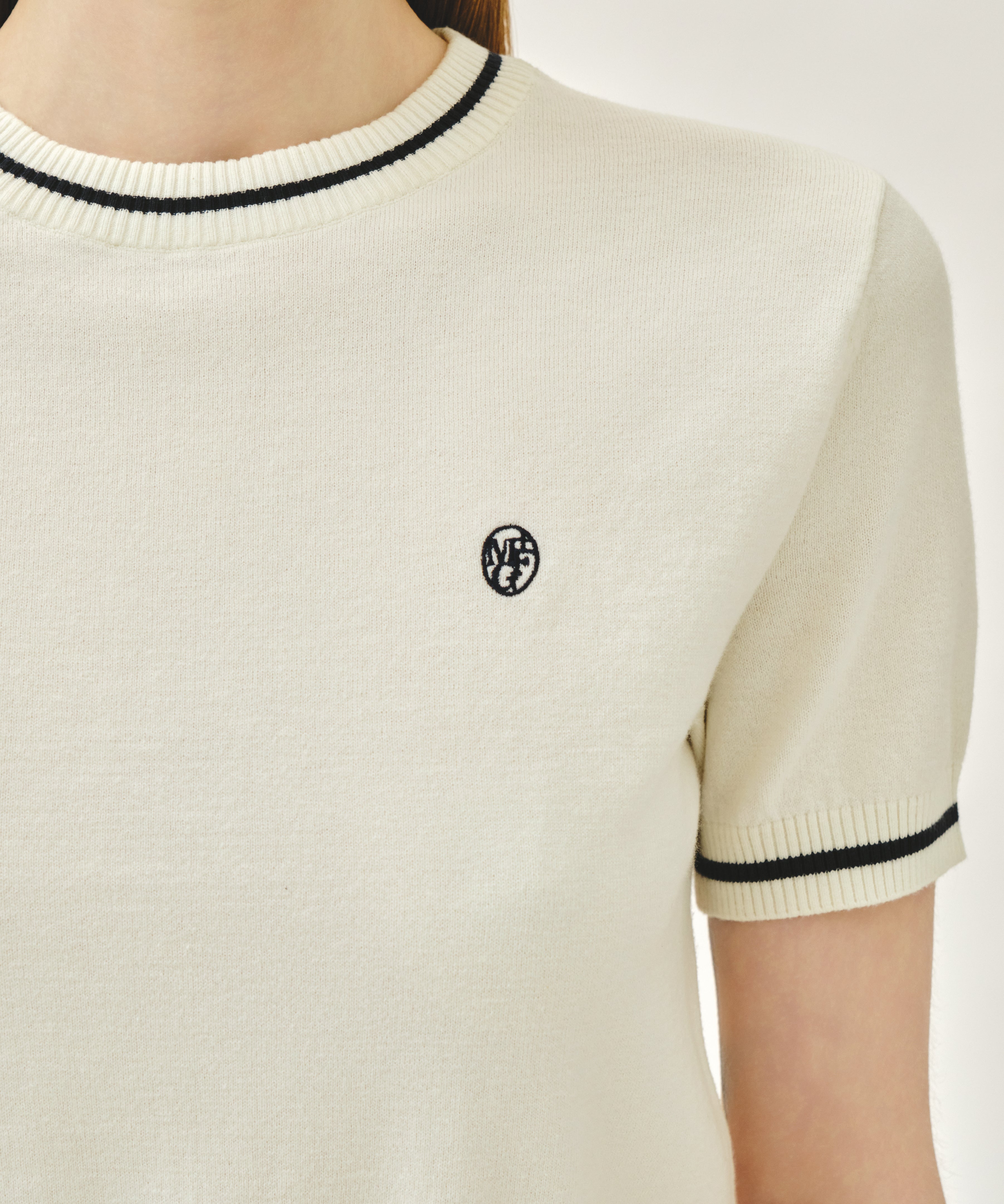 W CIRCLE LOGO HALF KNIT PULLOVER