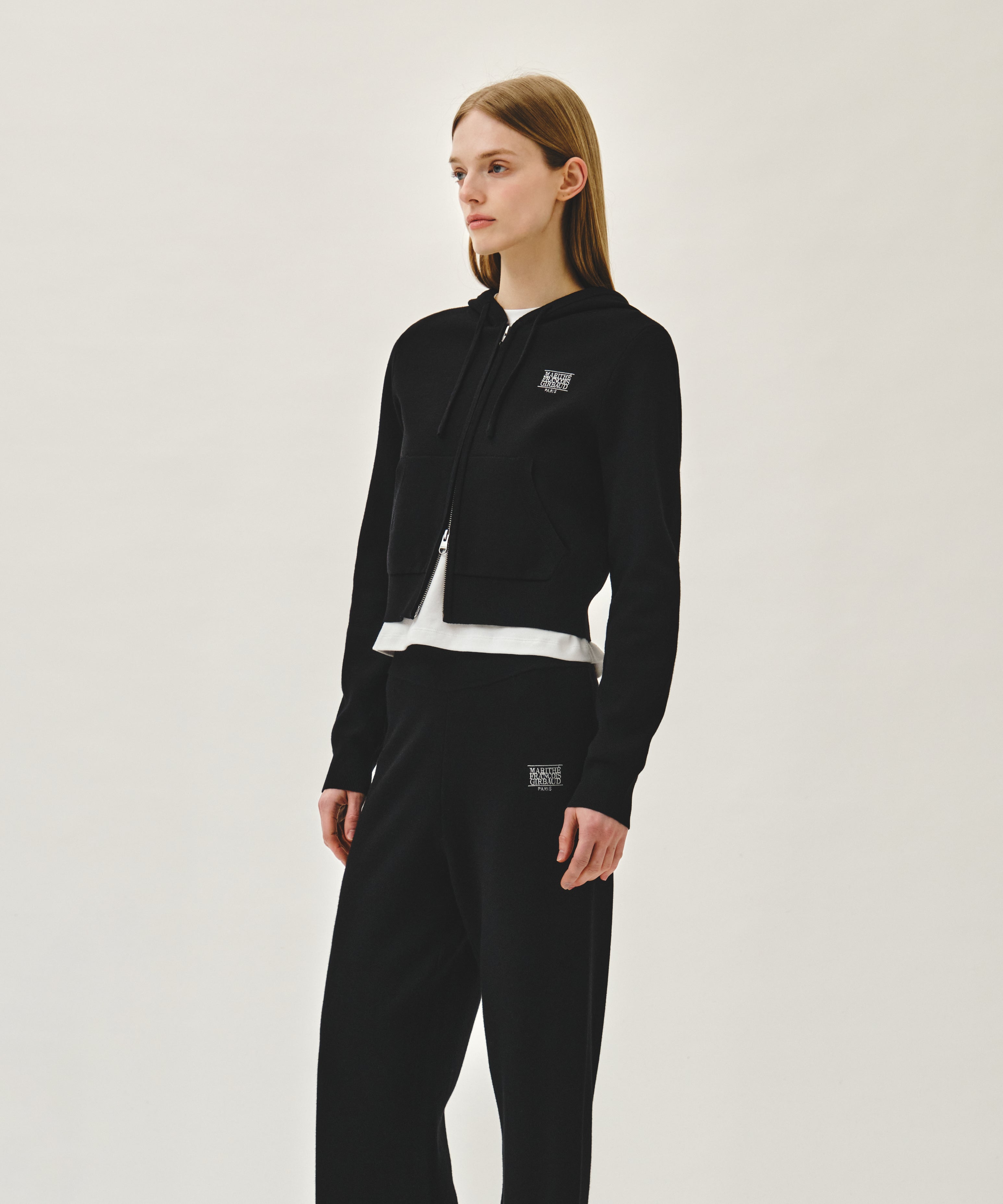 W CLASSIC LOGO KNIT PANTS