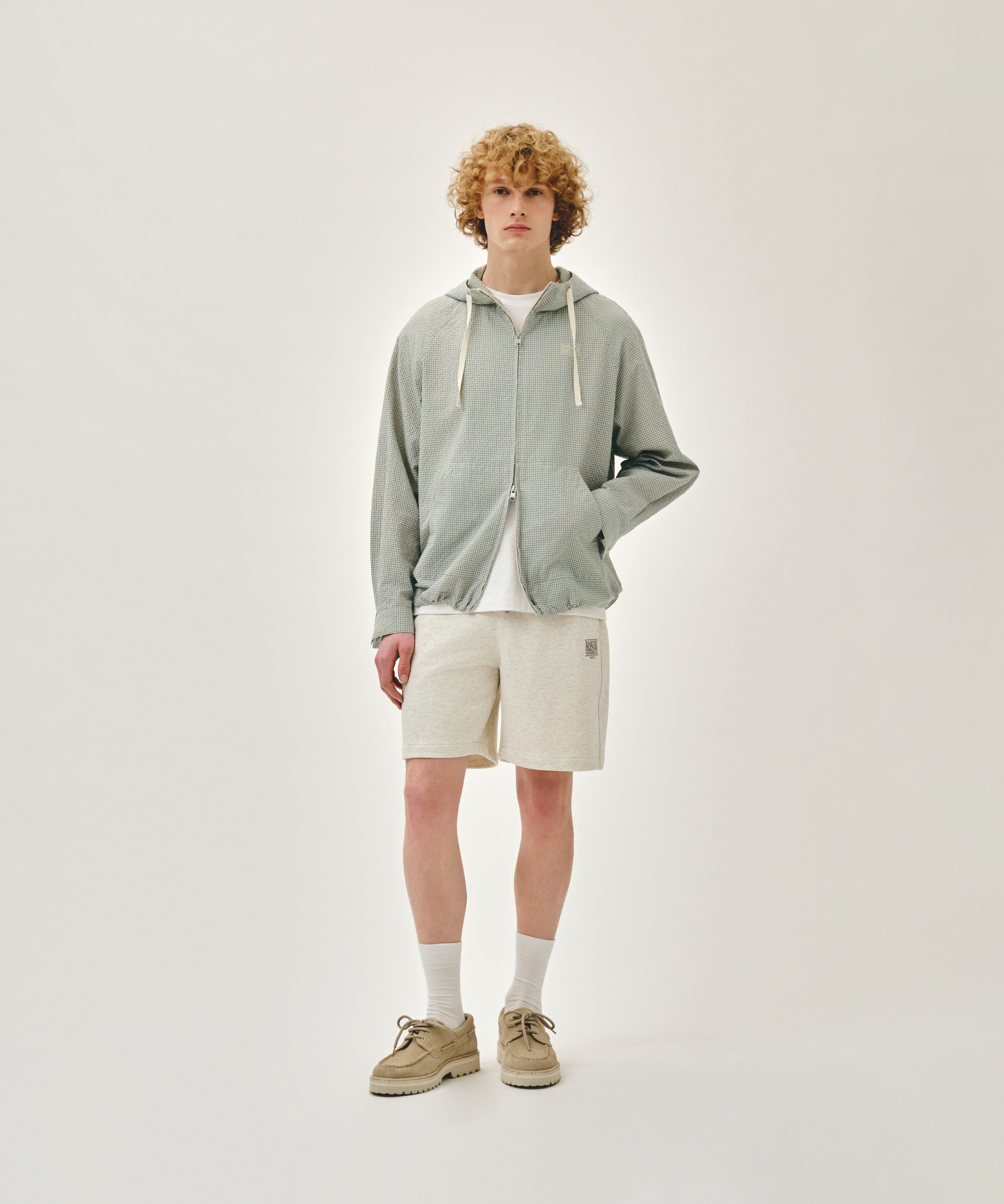 CLASSIC LOGO HOODED PATTERN JACKET