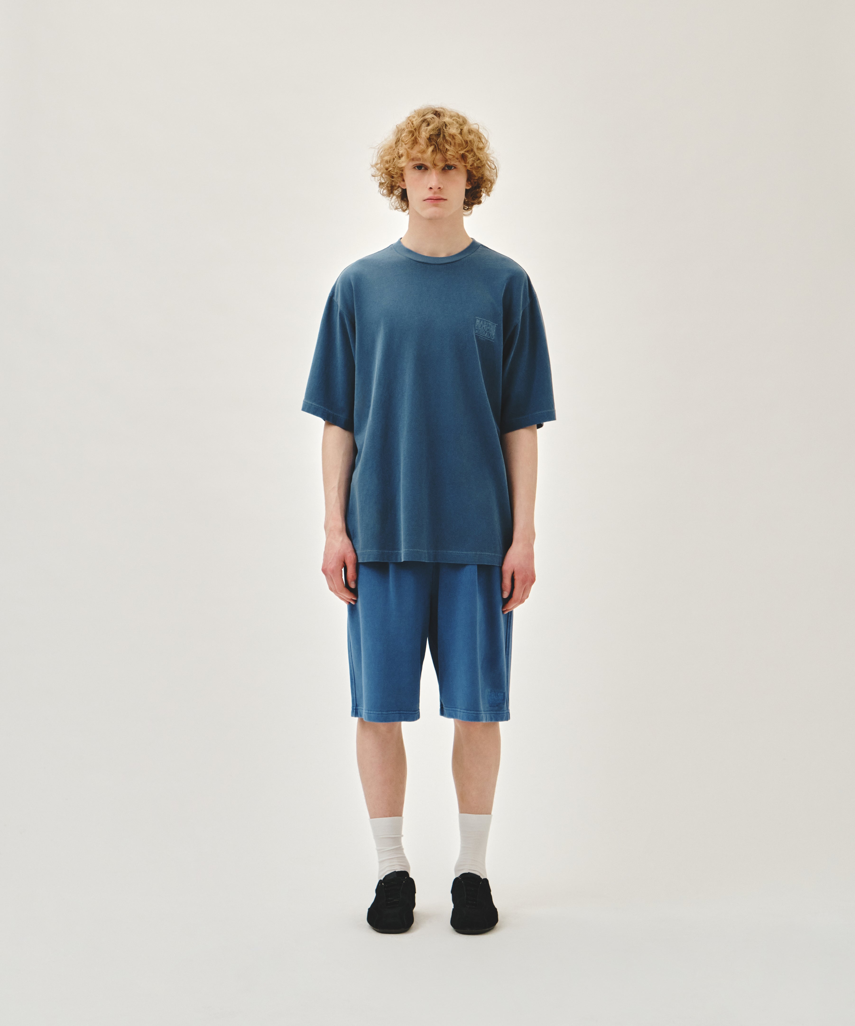 OUTLINE CLASSIC LOGO OVERSIZED DYEING TEE