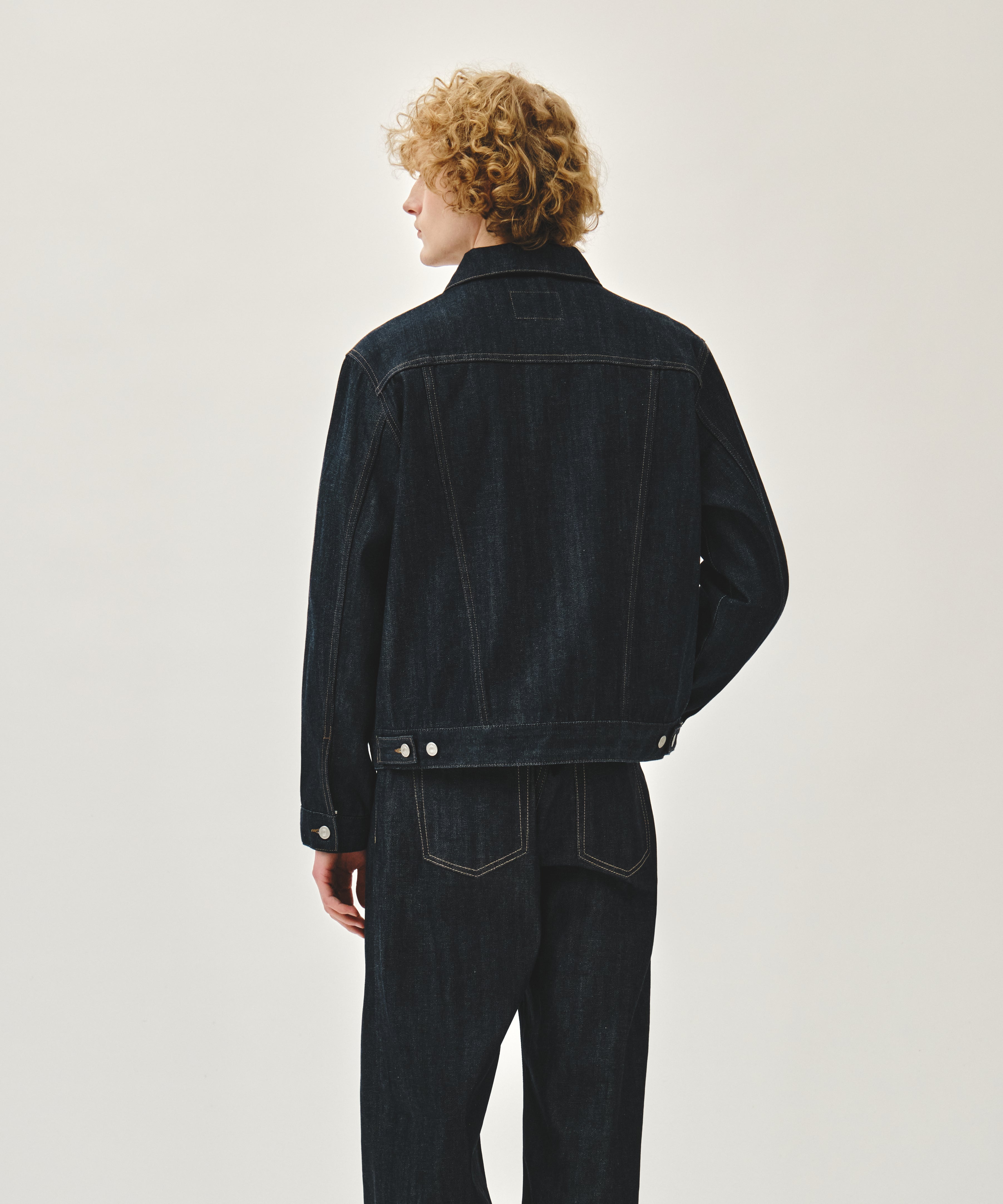M SELVAGE DENIM TRUCKER JACKET