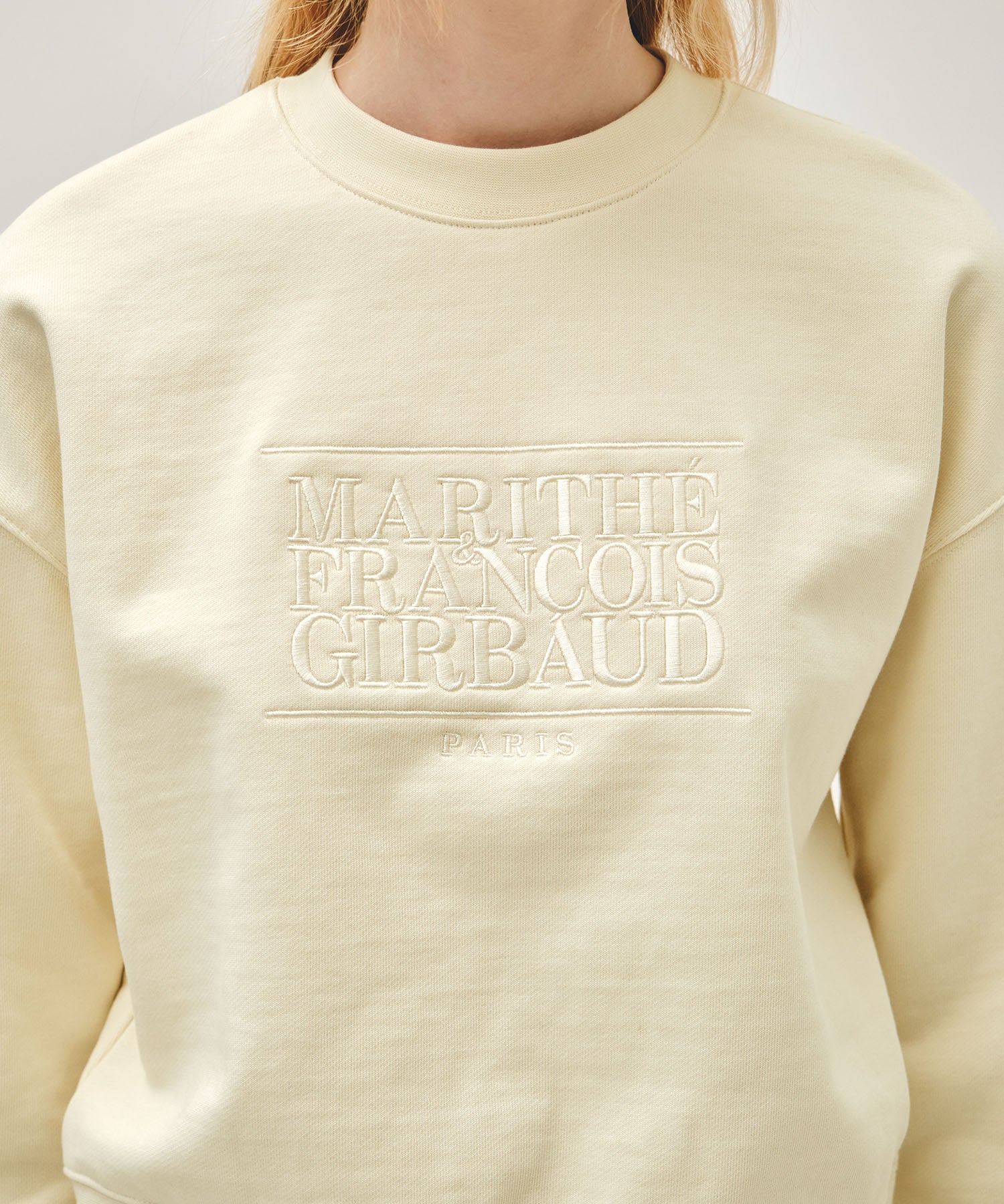 W CLASSIC LOGO CROP SWEATSHIRT