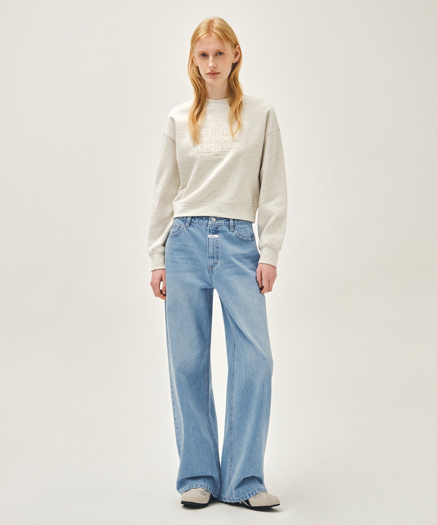 W CLASSIC LOGO CROP SWEATSHIRT