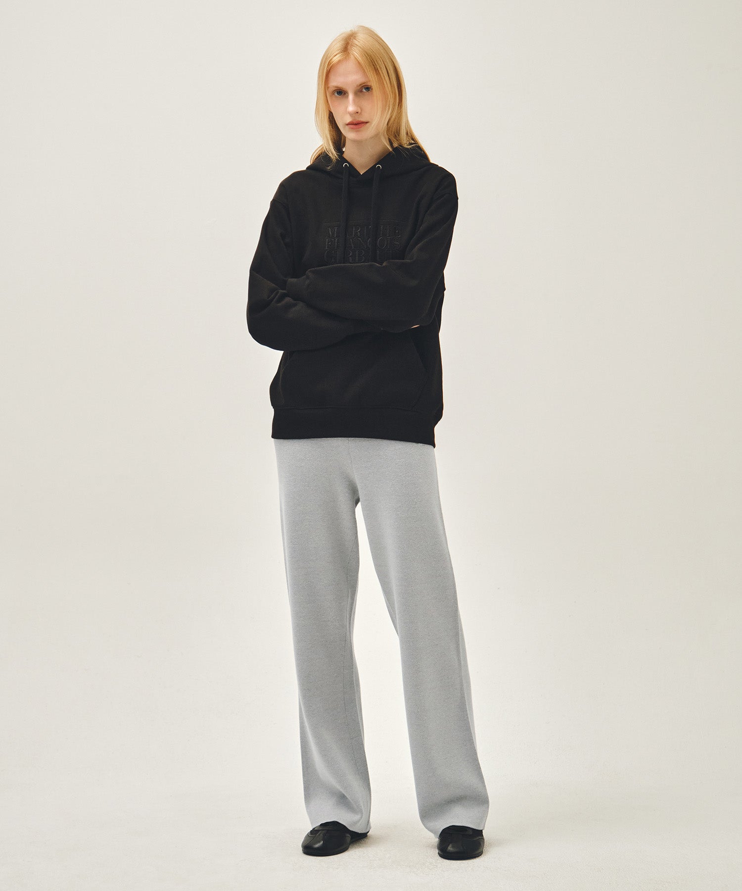 CLASSIC LOGO EMBROIDERY HOODIE