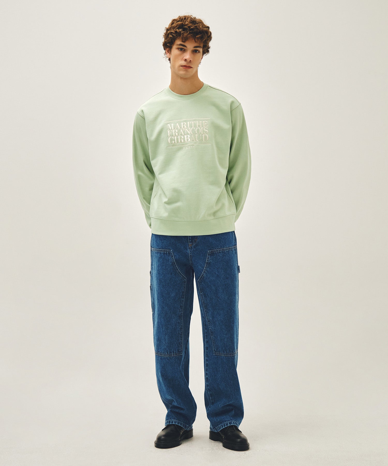 CLASSIC LOGO EMBROIDERY SWEATSHIRT