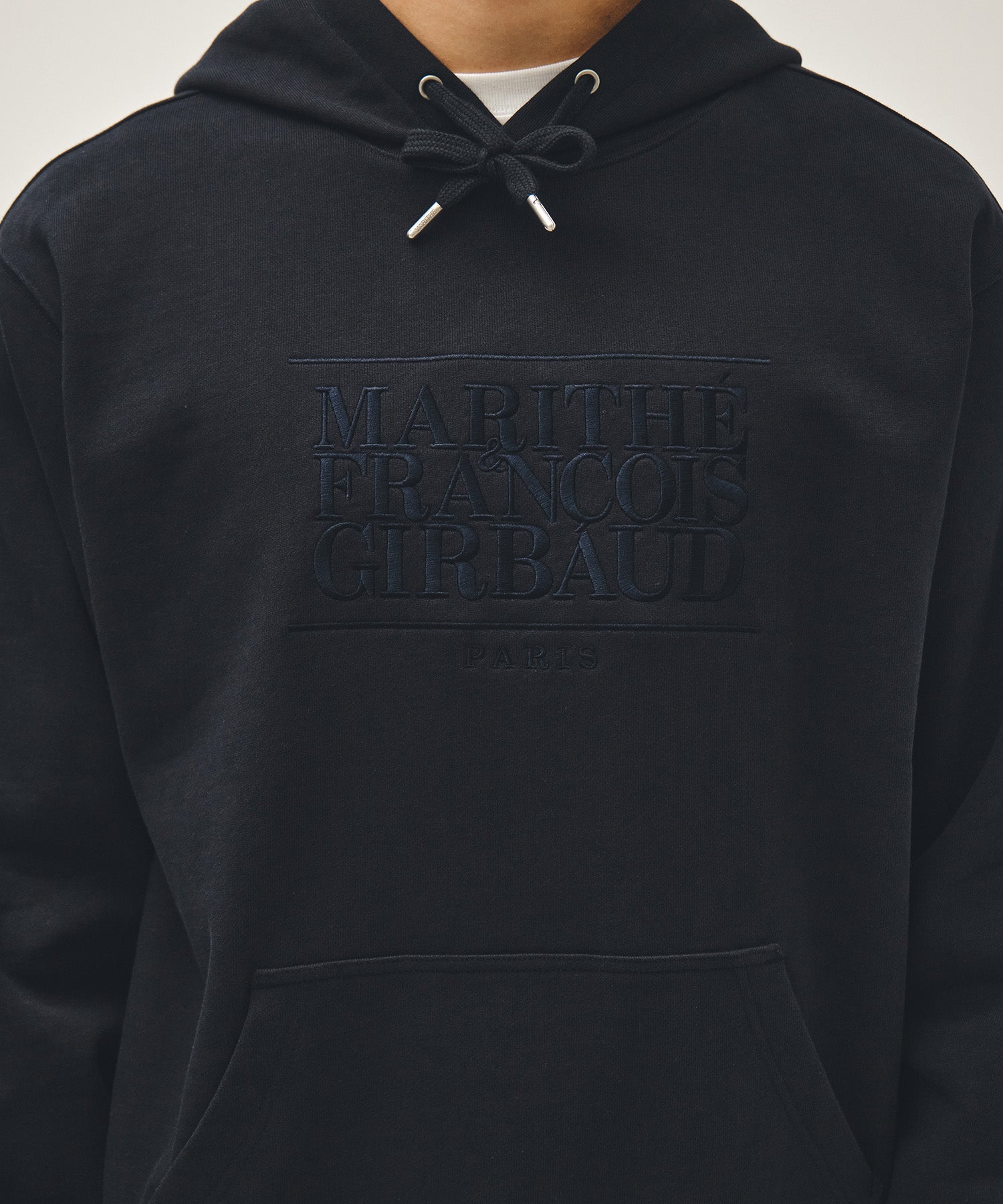 CLASSIC LOGO EMBROIDERY HOODIE