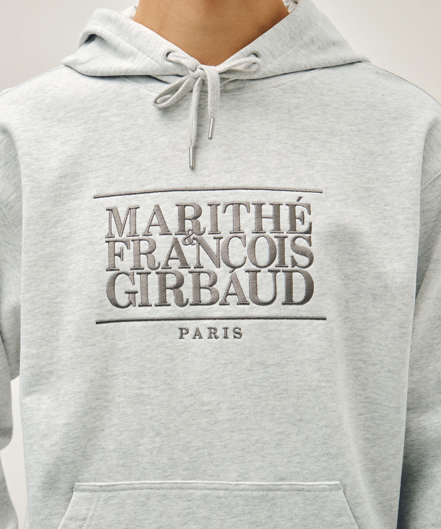 CLASSIC LOGO EMBROIDERY HOODIE