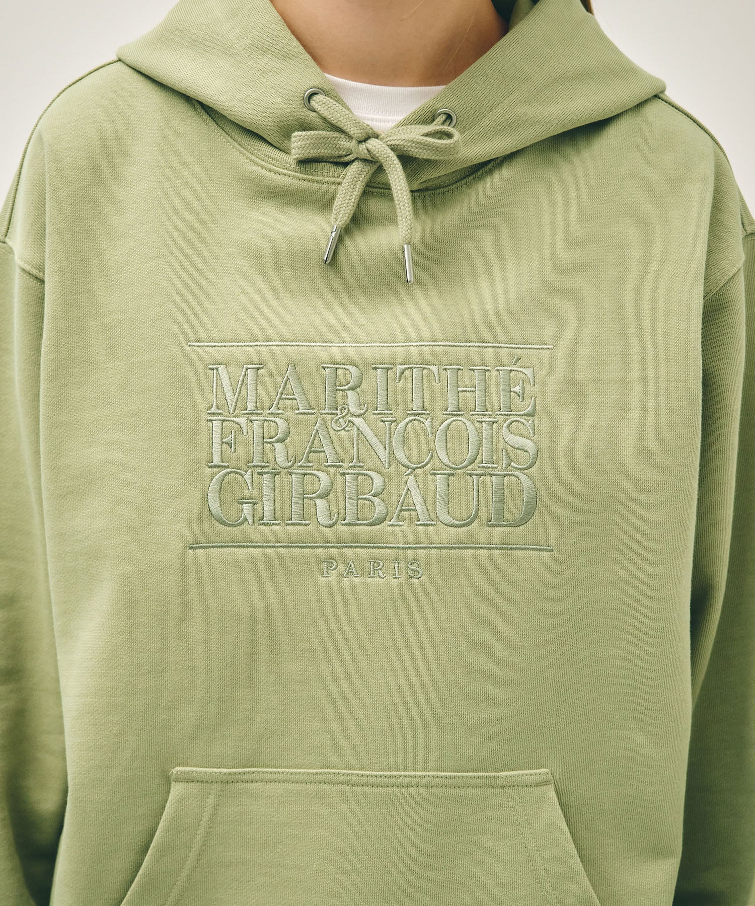 CLASSIC LOGO EMBROIDERY HOODIE