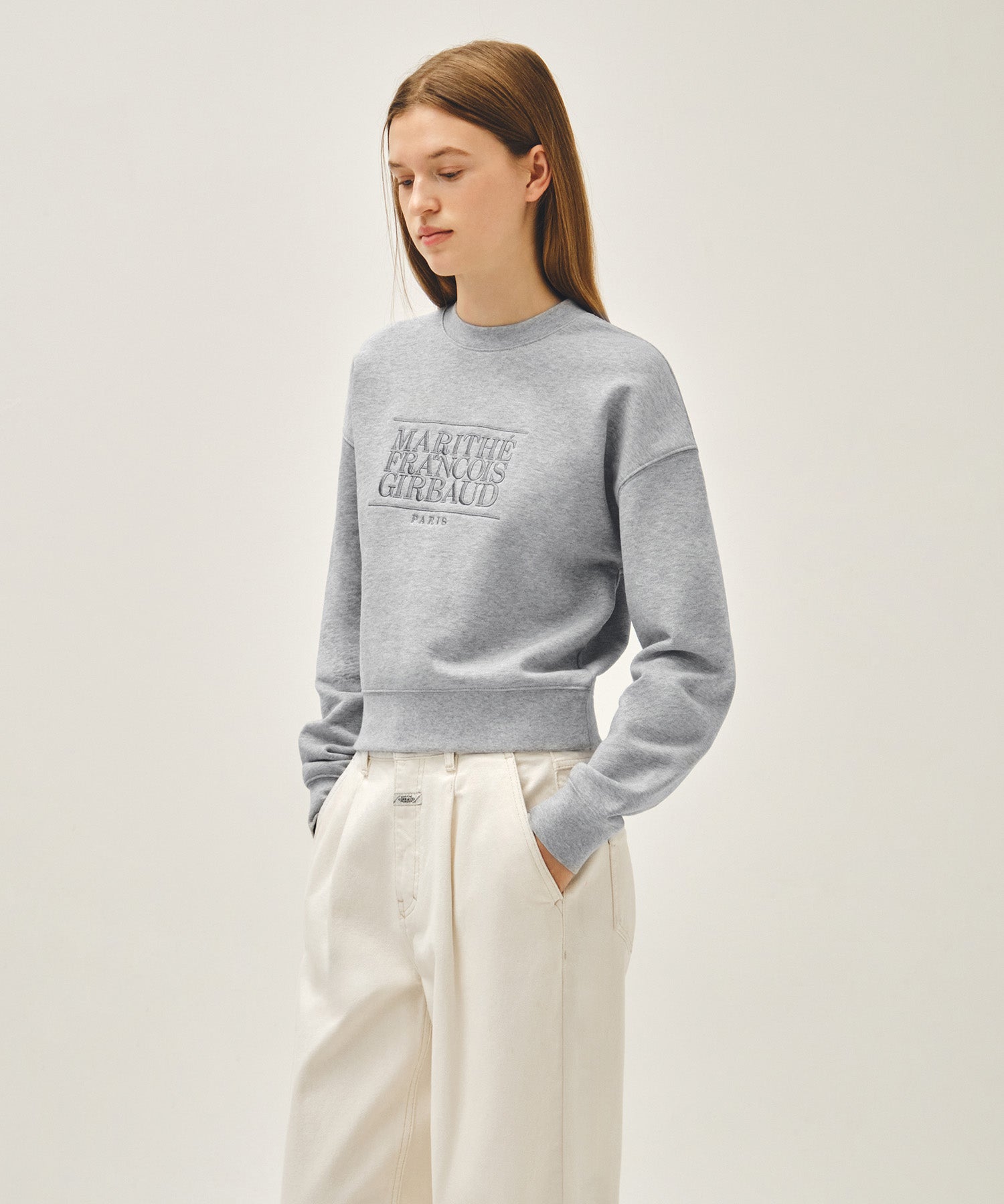W CLASSIC LOGO CROP SWEATSHIRT