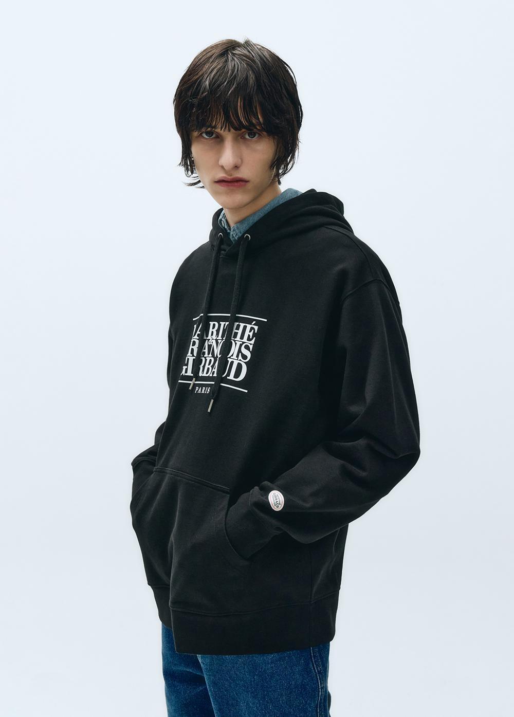 CLASSIC LOGO HOODIE