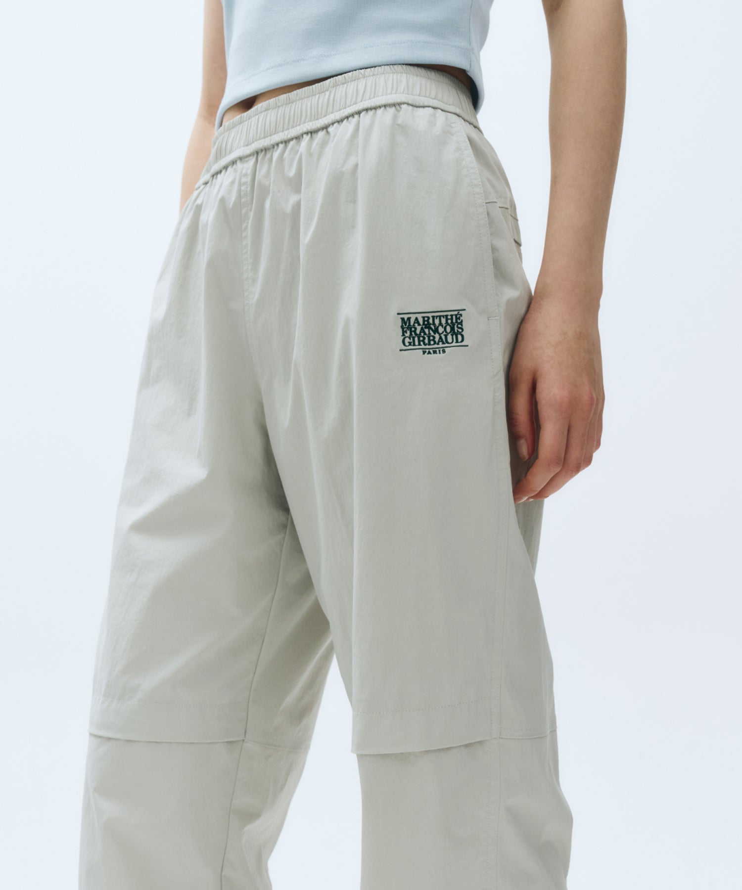 MOUVEMENT NYLON JOGGER PANTS
