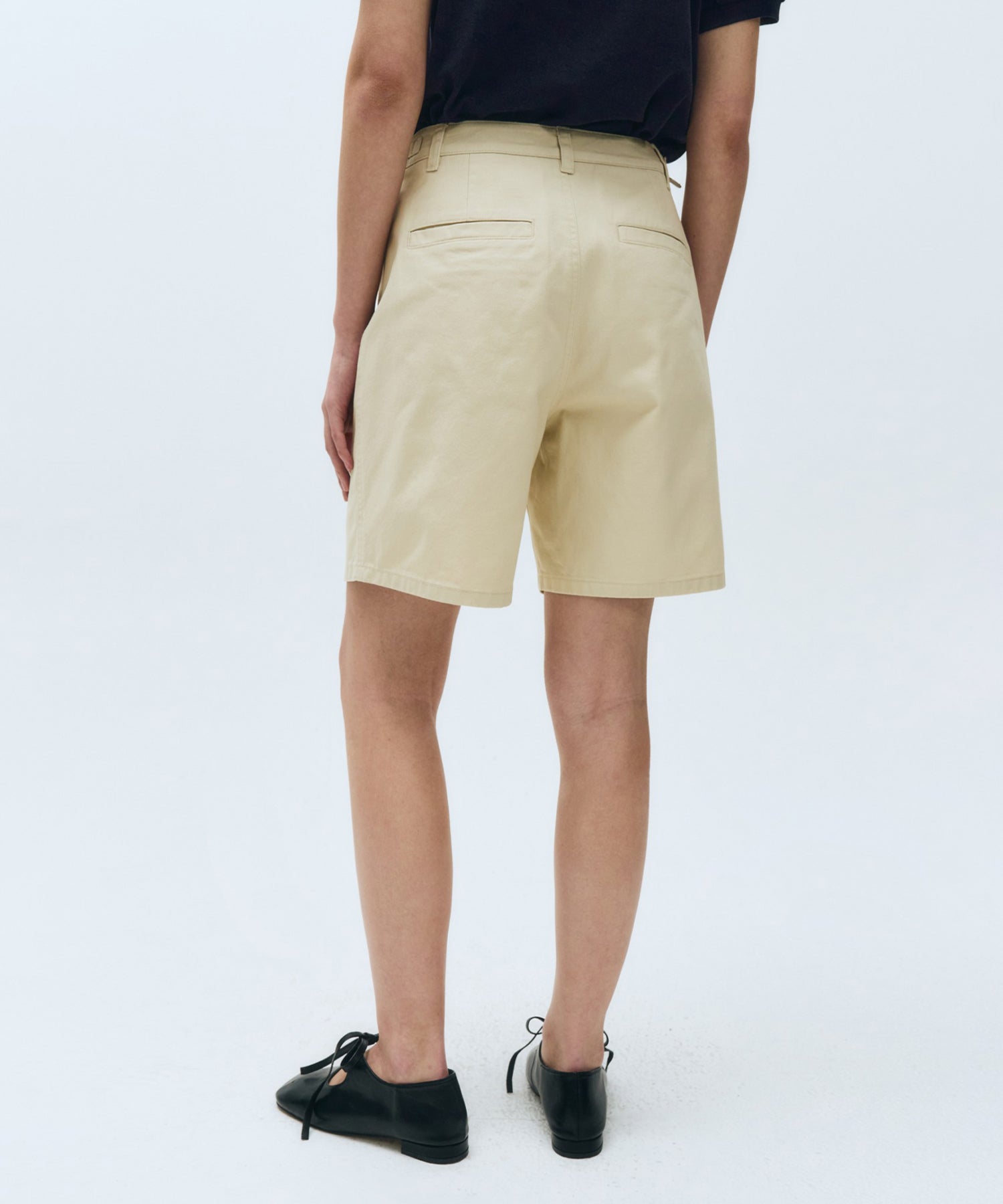 W ONE TUCK COTTON BERMUDA PANTS