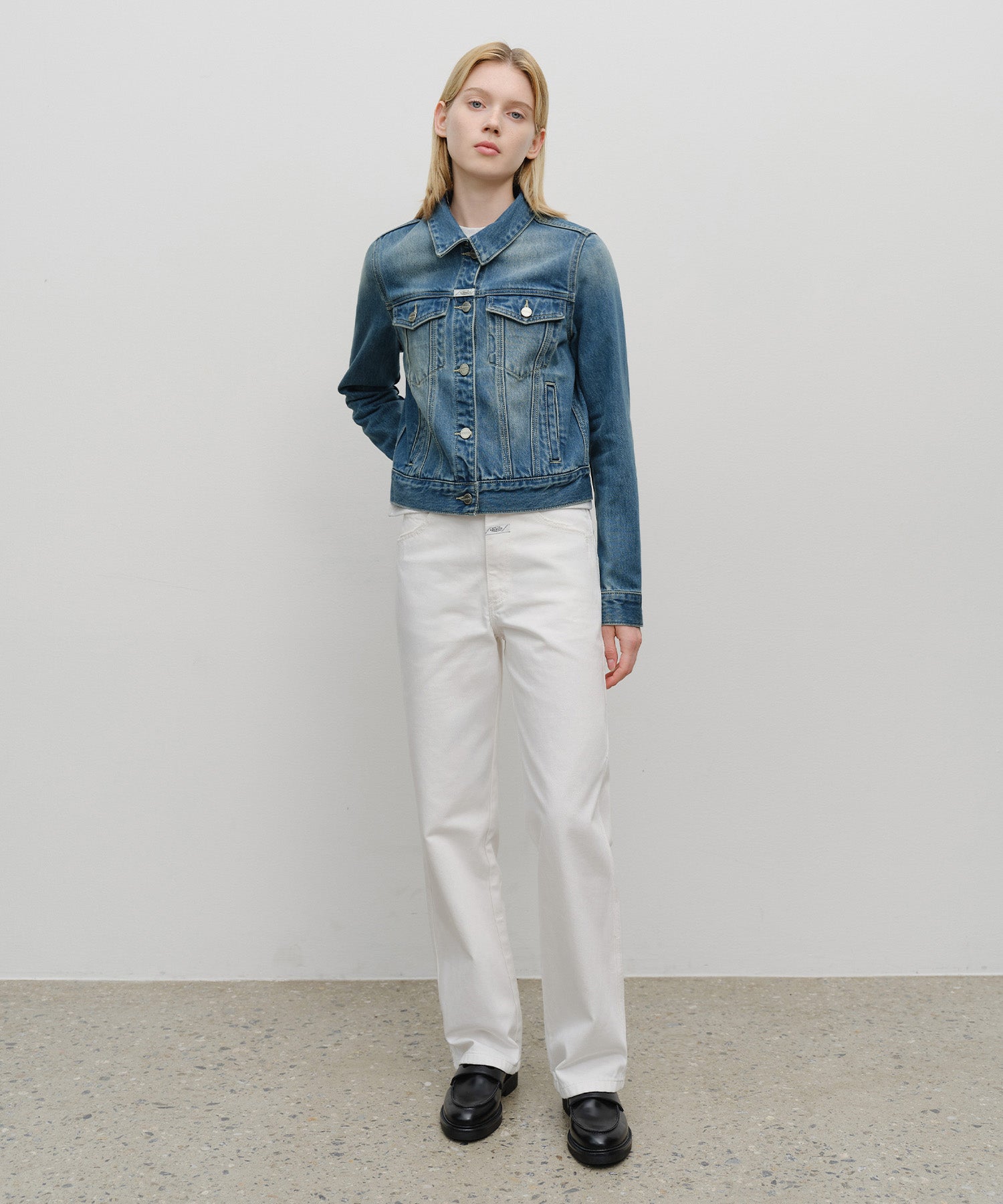 W SLIM STRAIGHT DENIM PANTS