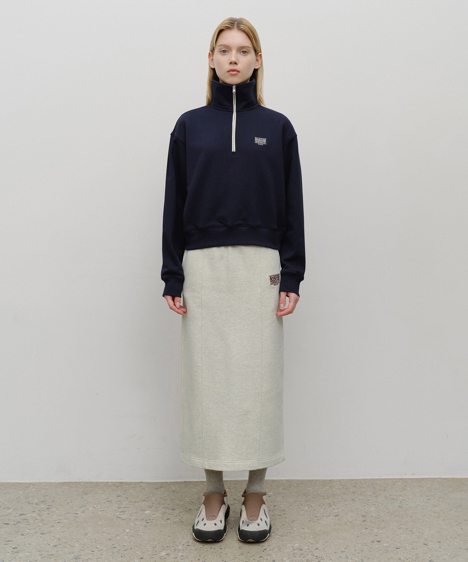 W EMBROIDERY CLASSIC LOGO SWEAT SKIRT