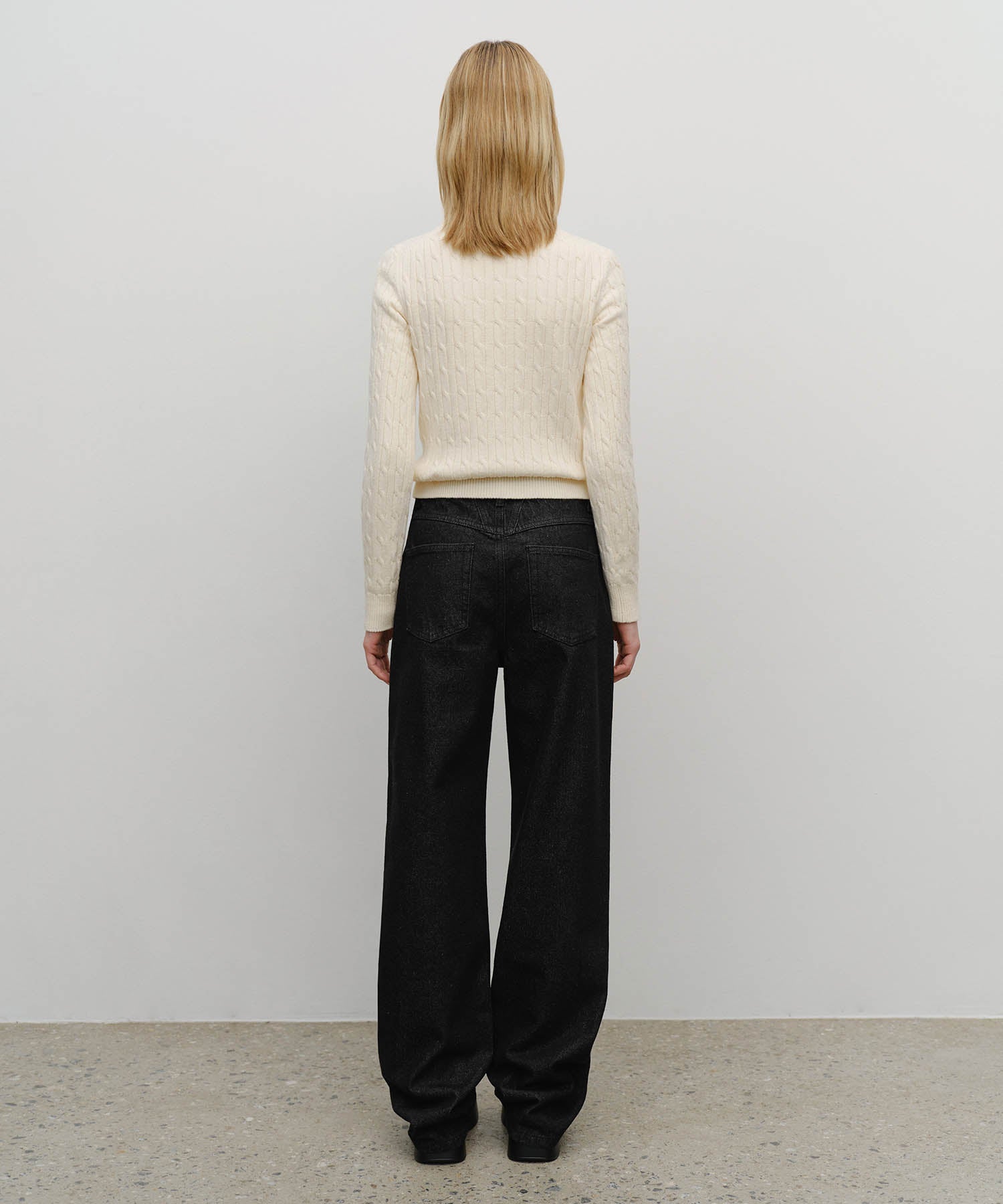 W STRAIGHT FIT RAW DENIM PANTS