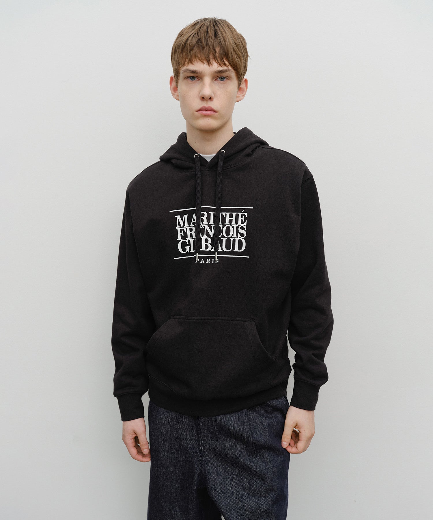 CLASSIC LOGO HOODIE