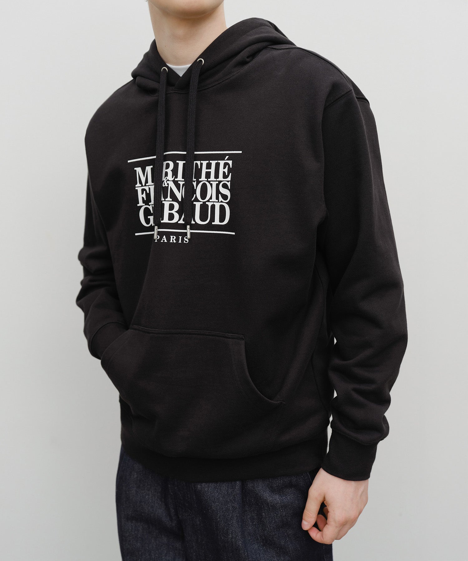 CLASSIC LOGO HOODIE