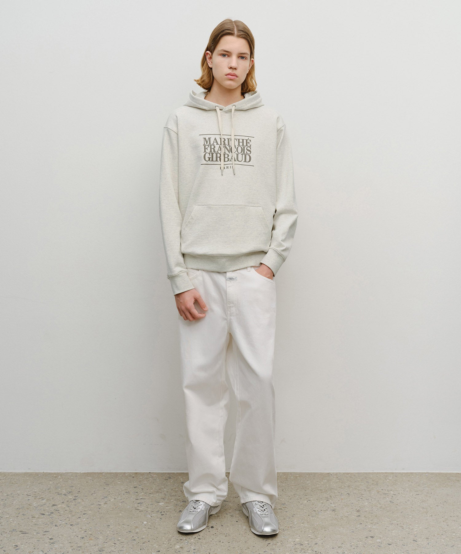 CLASSIC LOGO HOODIE